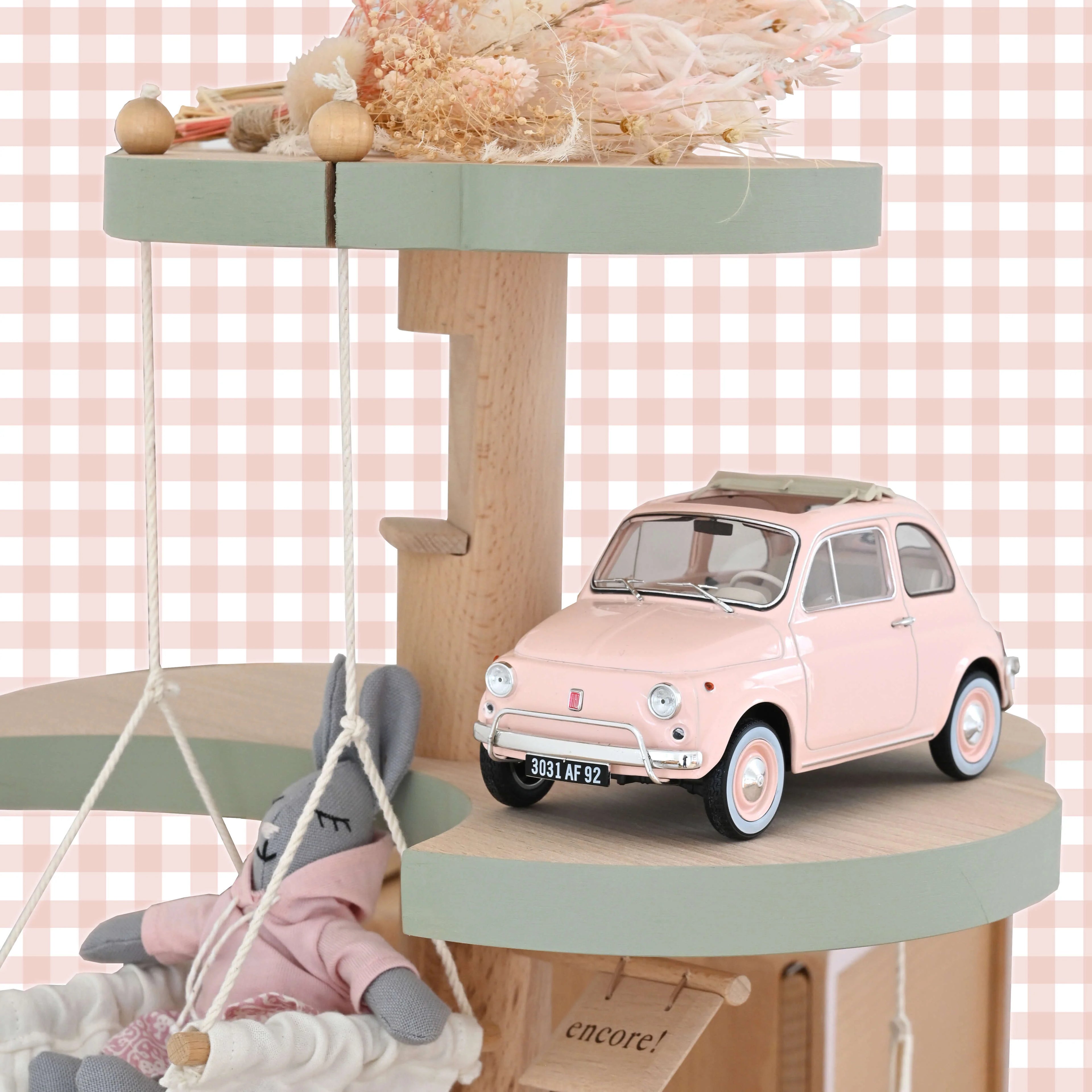 Fiat 500 L 1968 Pink Special birth pack 1:18