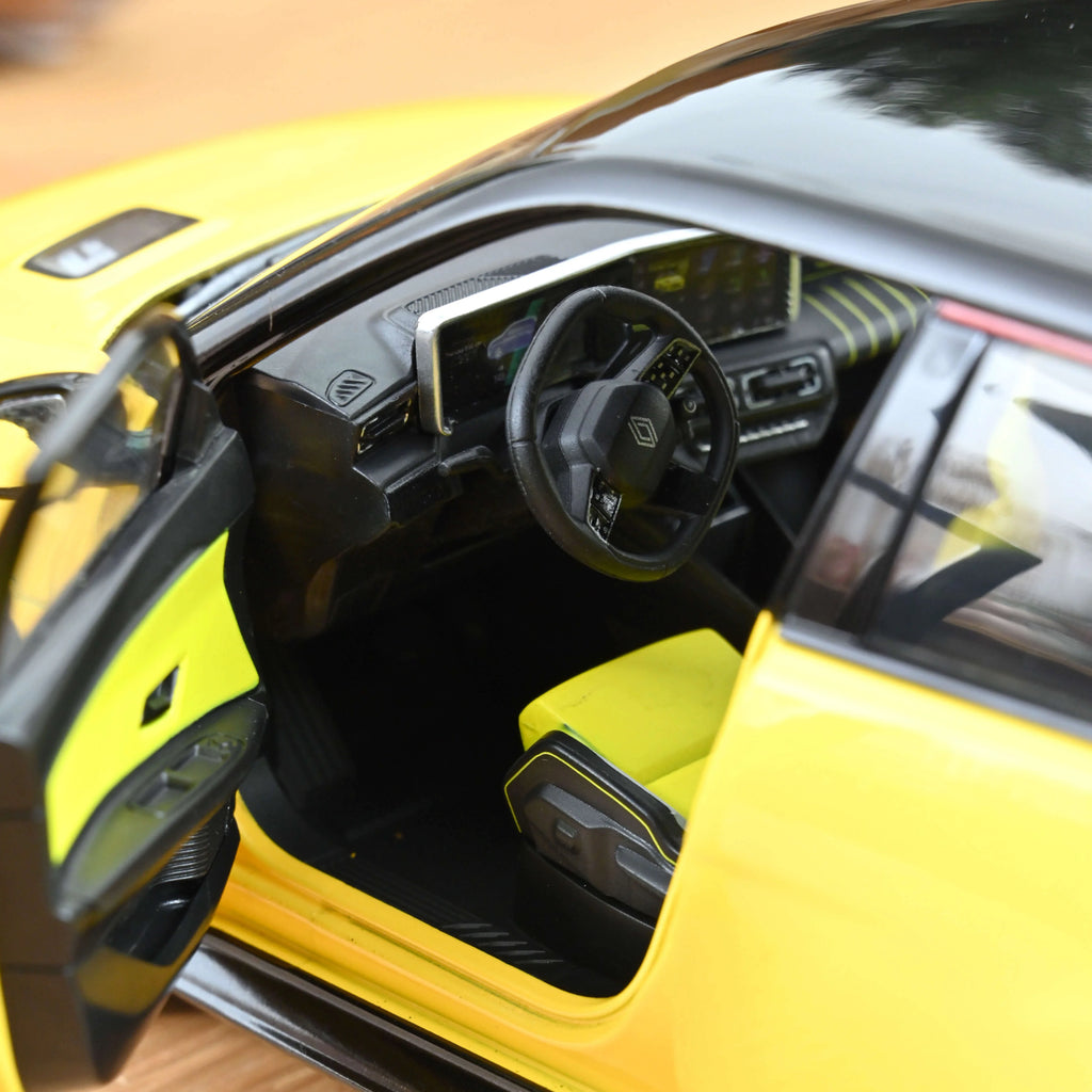 Renault 5 E-Tech 100% Electrique 2024 Pop Yellow & Black 1:18