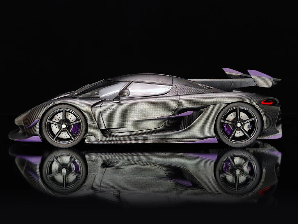 Pre-order FrontiArt Koenigsegg Jesko Naked Carbon - Limited 100 pcs