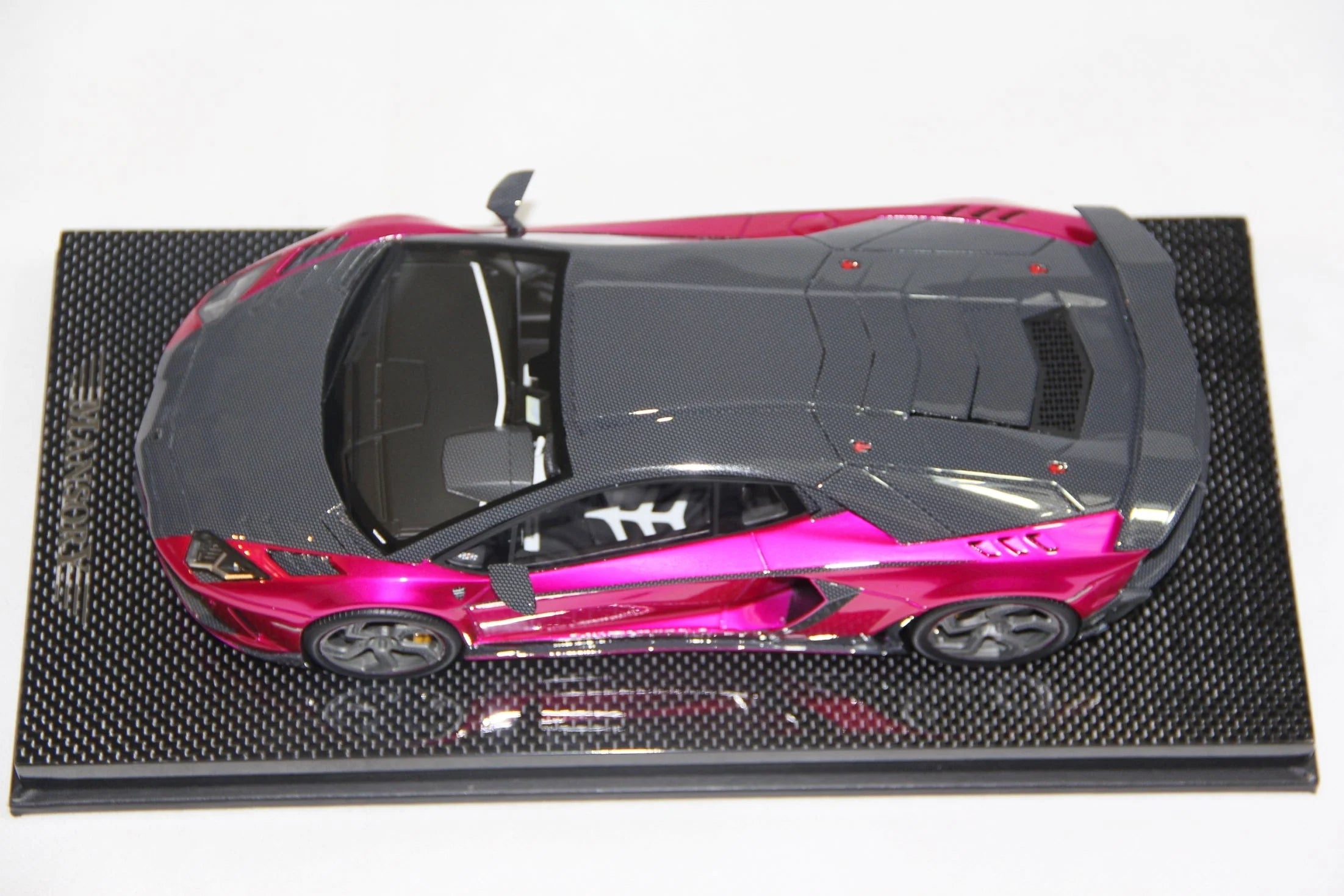 Mansory Lamborghini Carbonado GT (Flash Pink or Full Carbon)