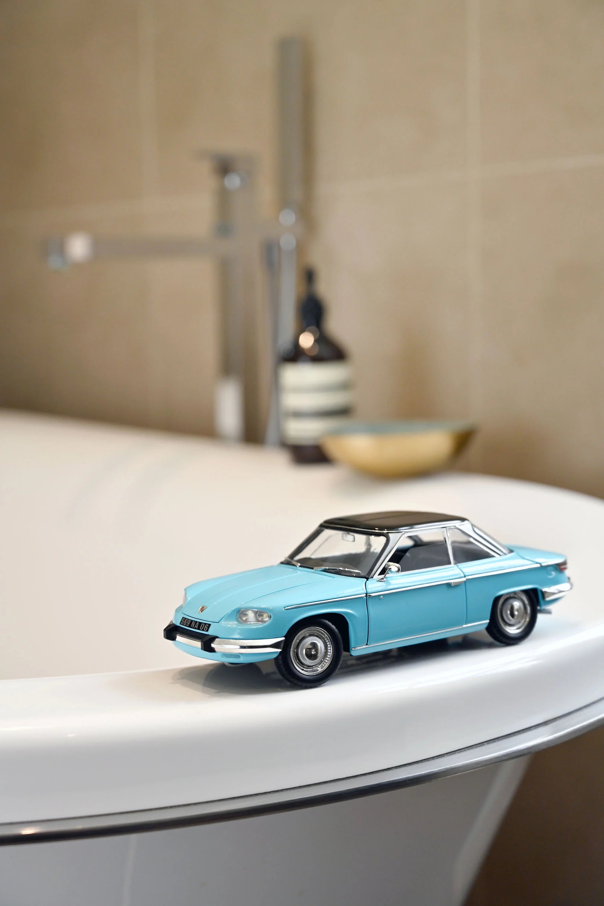 Panhard 24 CT 1964 Tolede Blue&Black 1:18