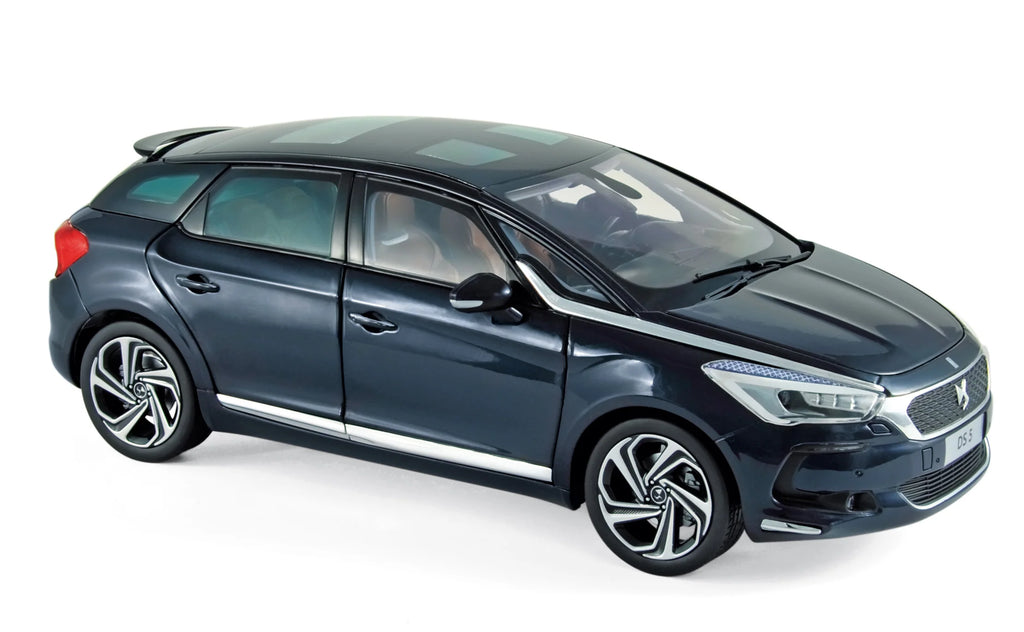 DS 5 2015 Ink Blue 1:18