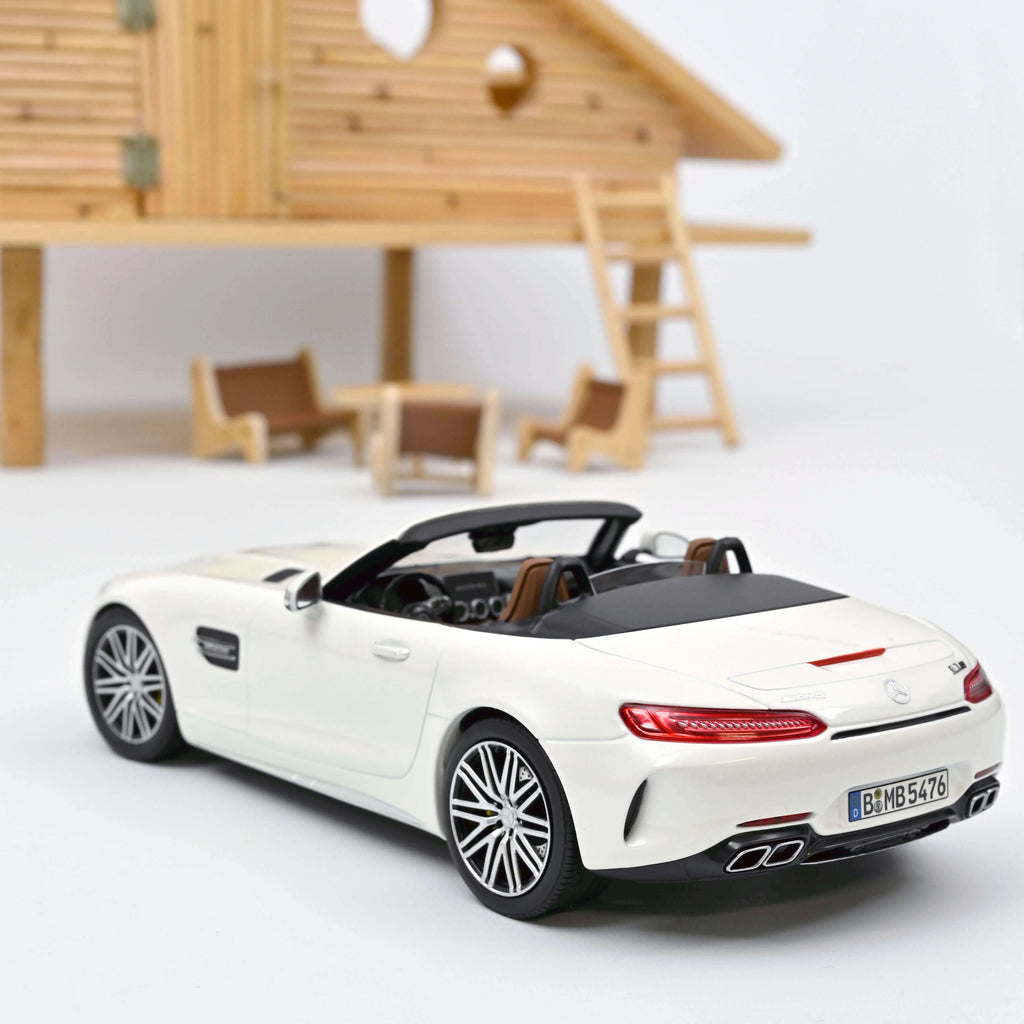 Mercedes-AMG GT C Roadster 2019 White metallic 1:18