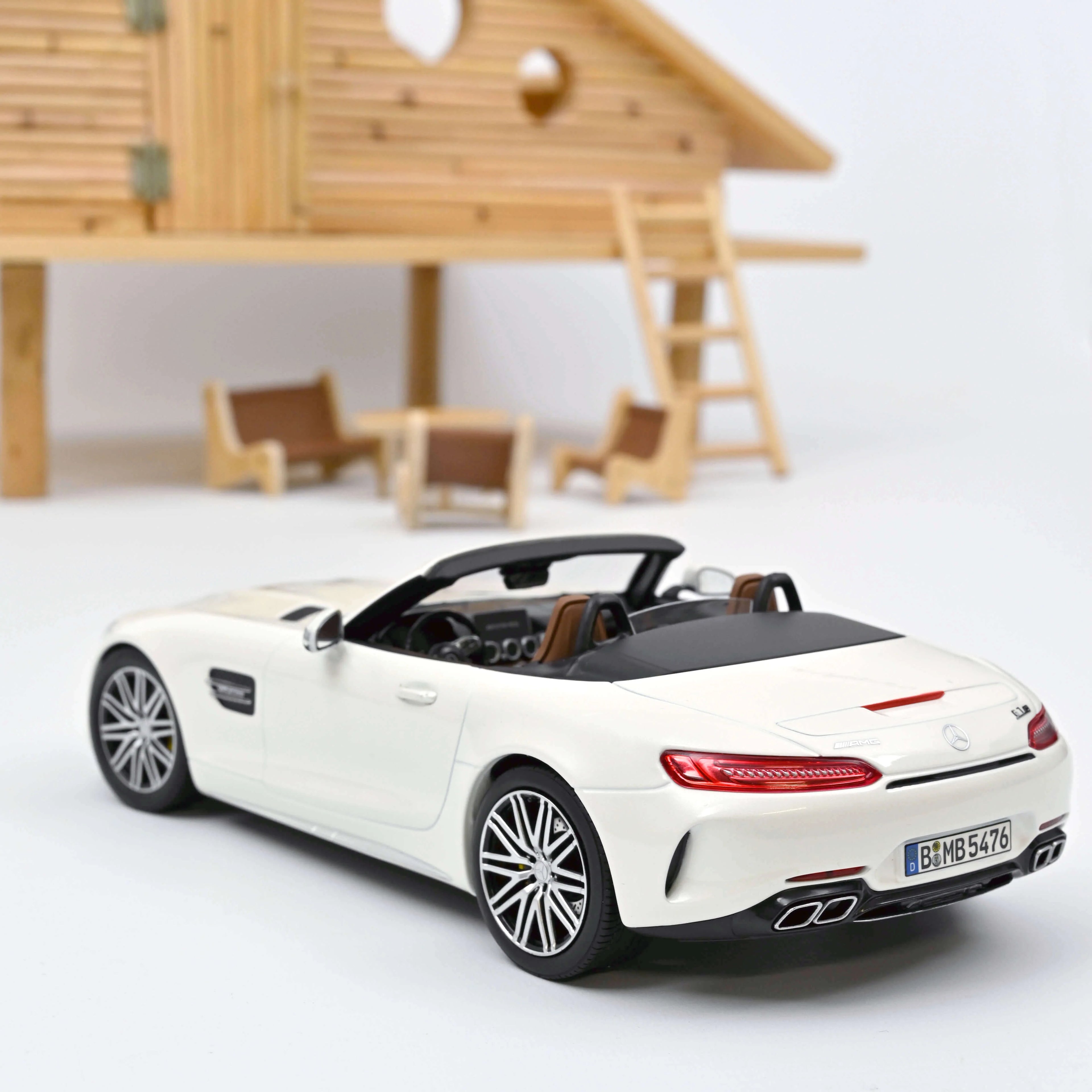 Mercedes-AMG GT C Roadster 2019 White metallic 1:18