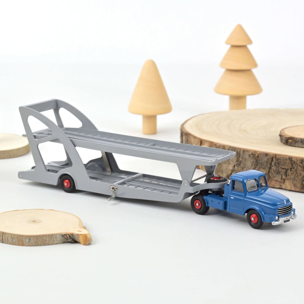 Willème Tractor with Trailer Car Carrier 1:55