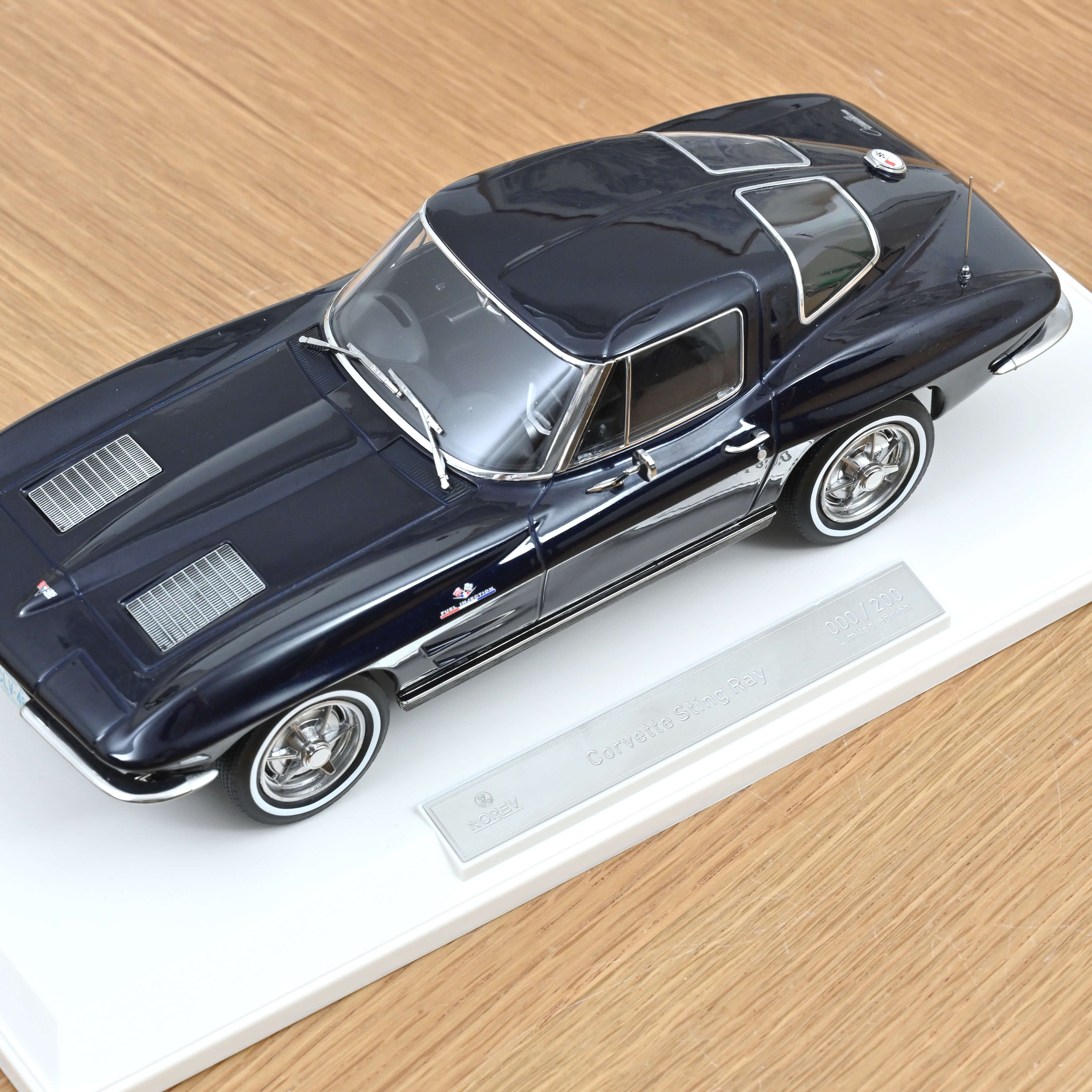 Chevrolet Corvette Sting Ray 1963 Daytona Blue 1:18 - 200pcs