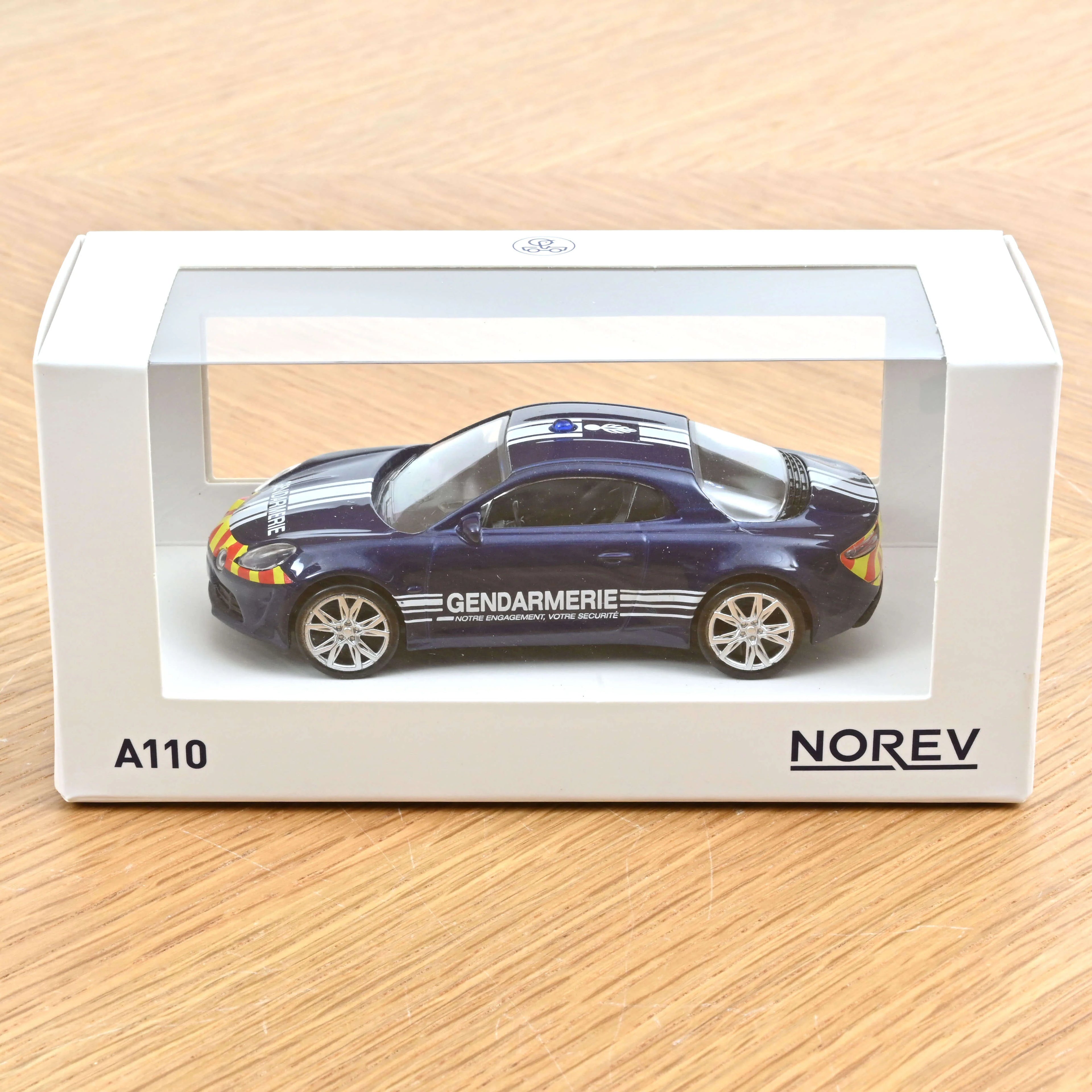Alpine A110 2017 Gendarmerie Jet-car 1:43