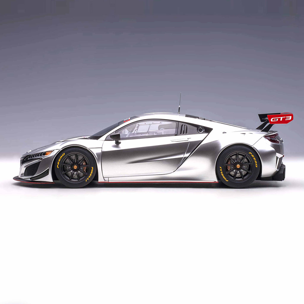 Honda NSX GT3 2018 Silber 1:18