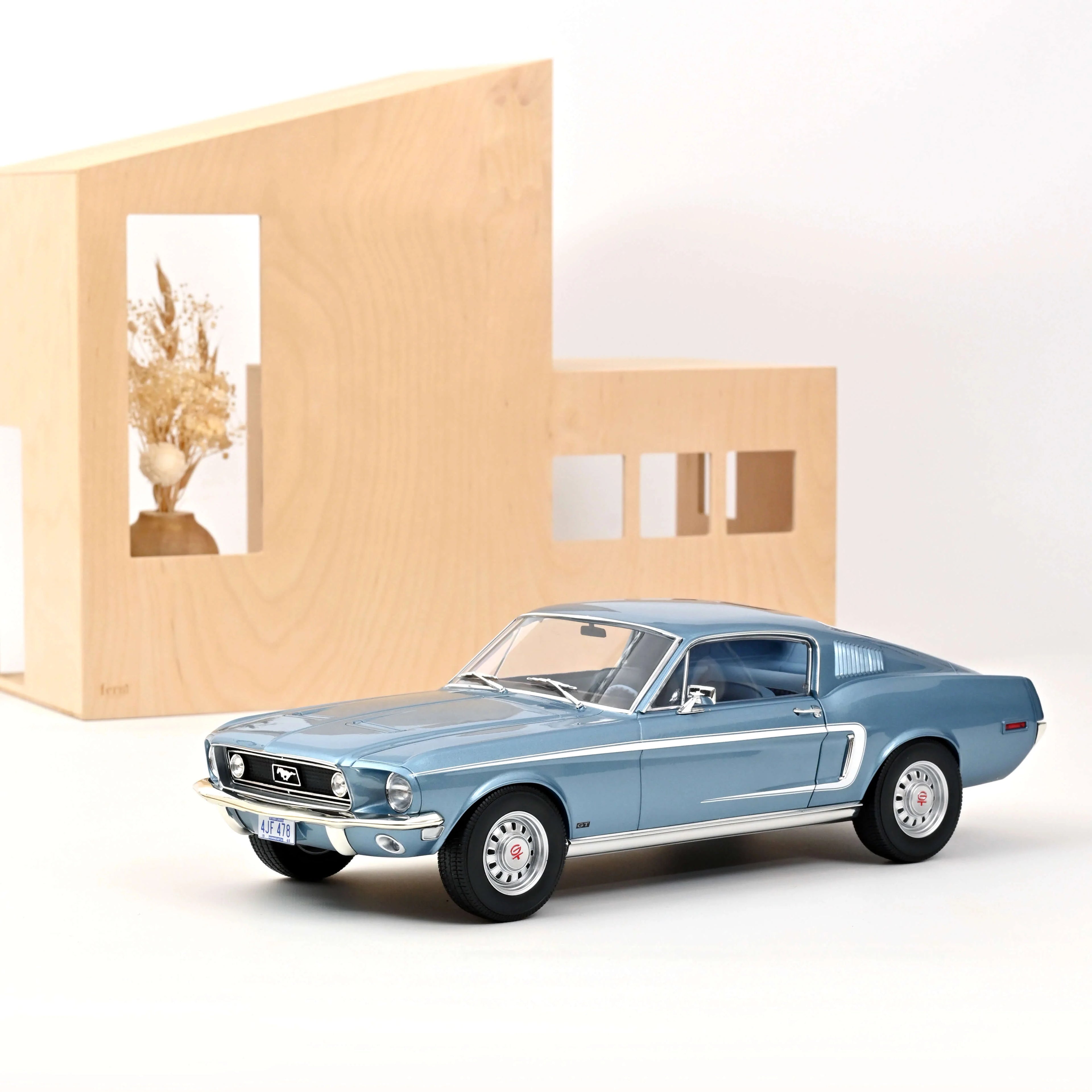 Ford Mustang Fastback GT 1968 Light Blue metallic 1:12