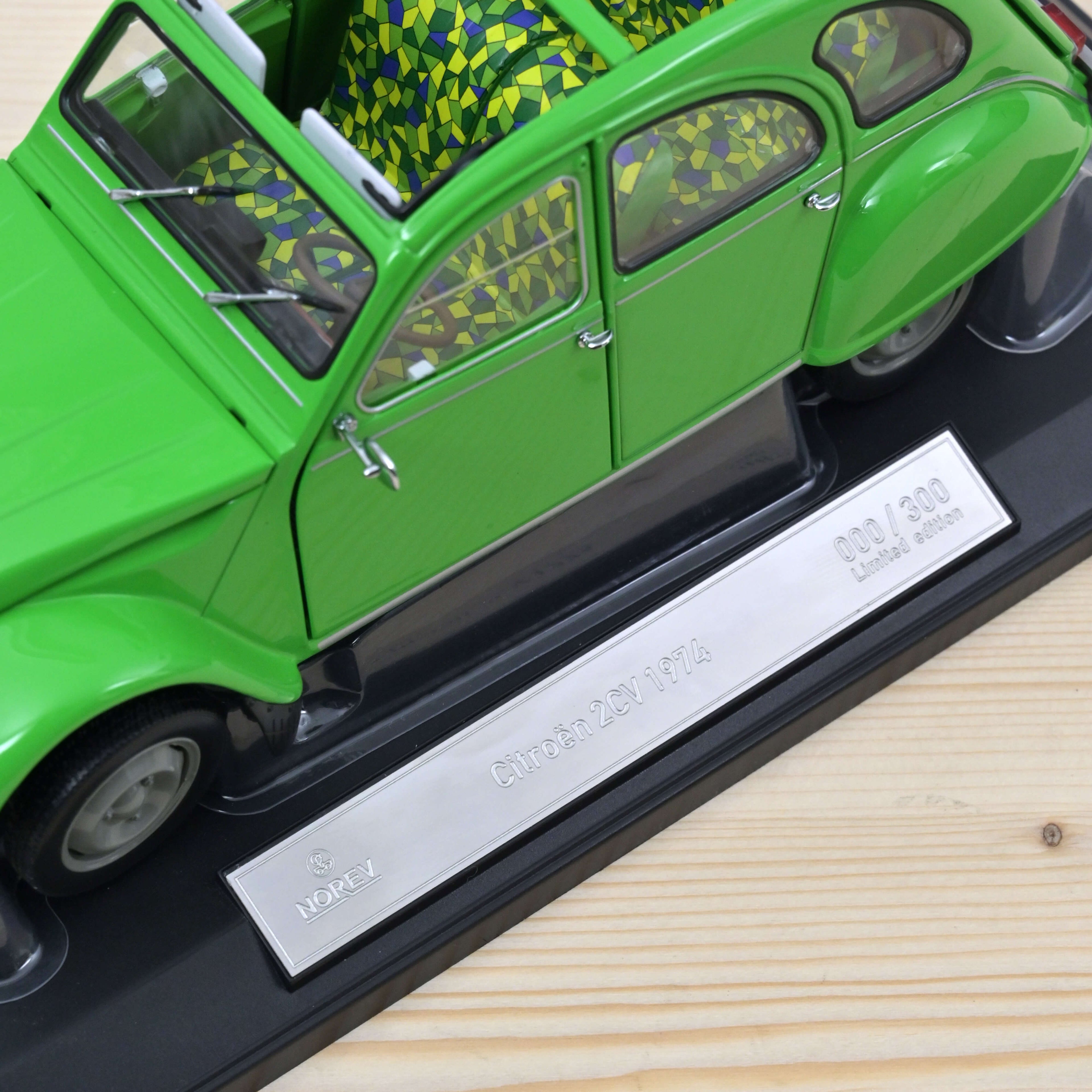 Citroën 2CV 1974 Vert Palmeraie 1:18 - 300 ex.
