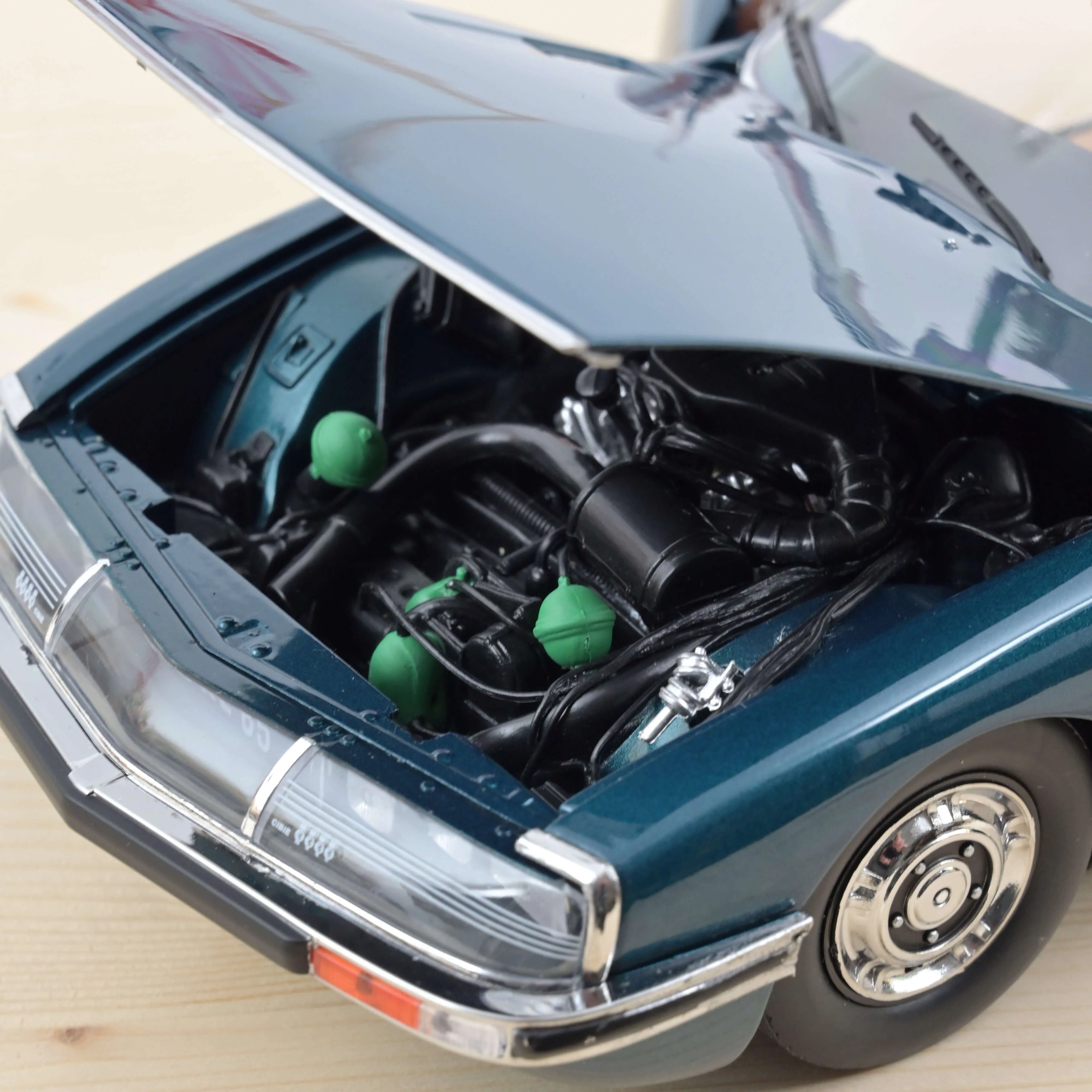 Citroën SM 1972 Vert Tropiques 1:18