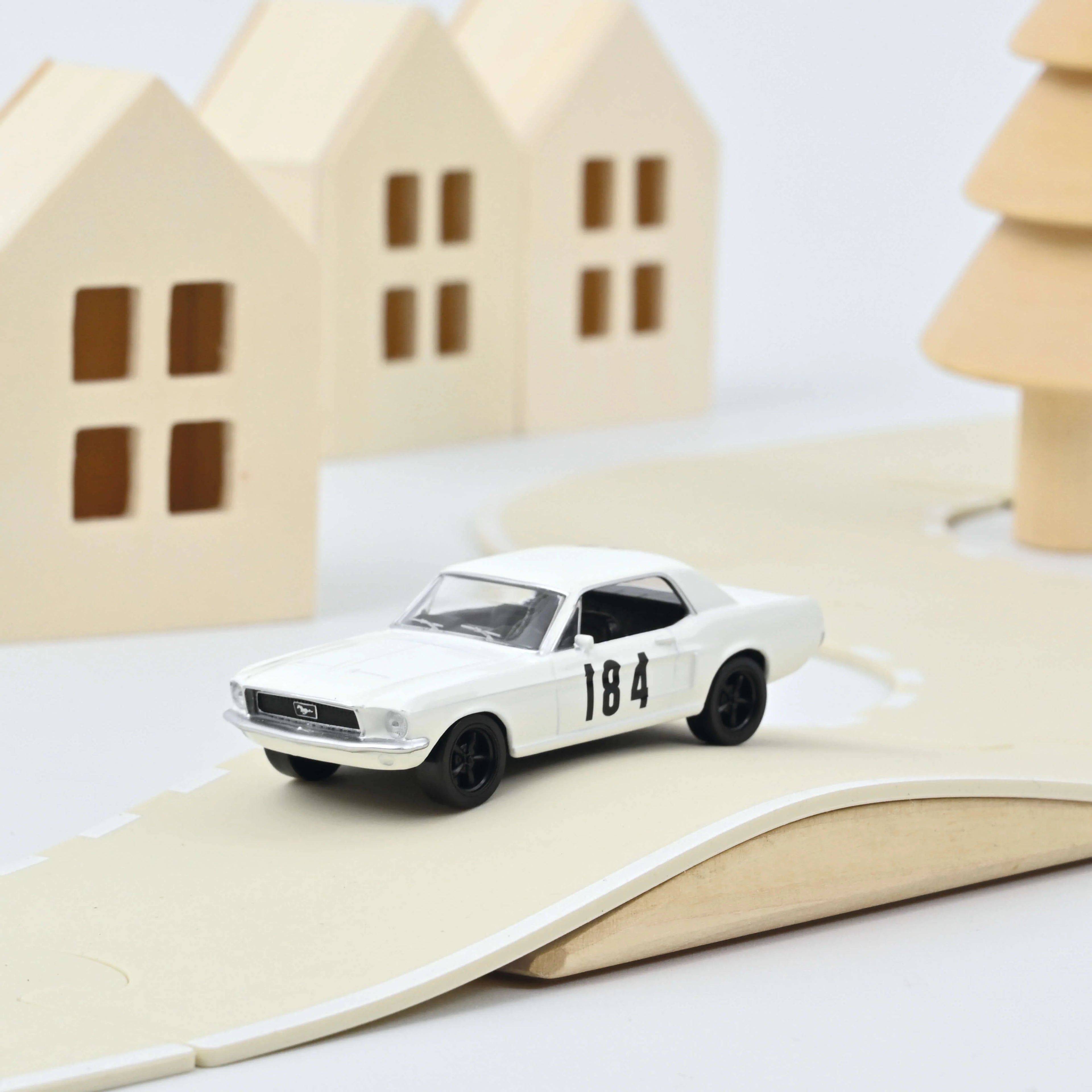 Ford Mustang coupe 1968 White n°184 Jet-car 1:43
