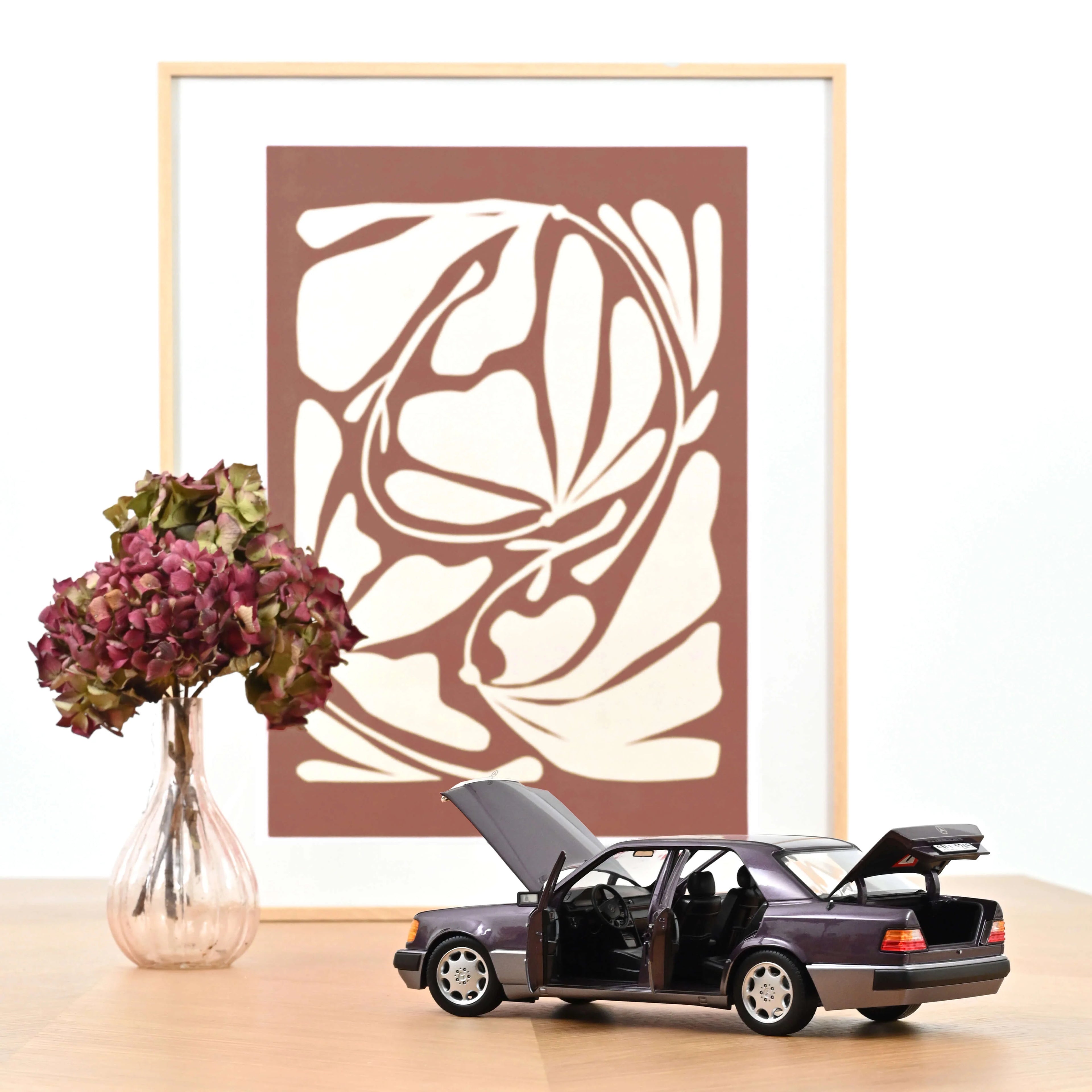 Mercedes-Benz 500 E 1990 Bornite met 1:18 - 300pcs