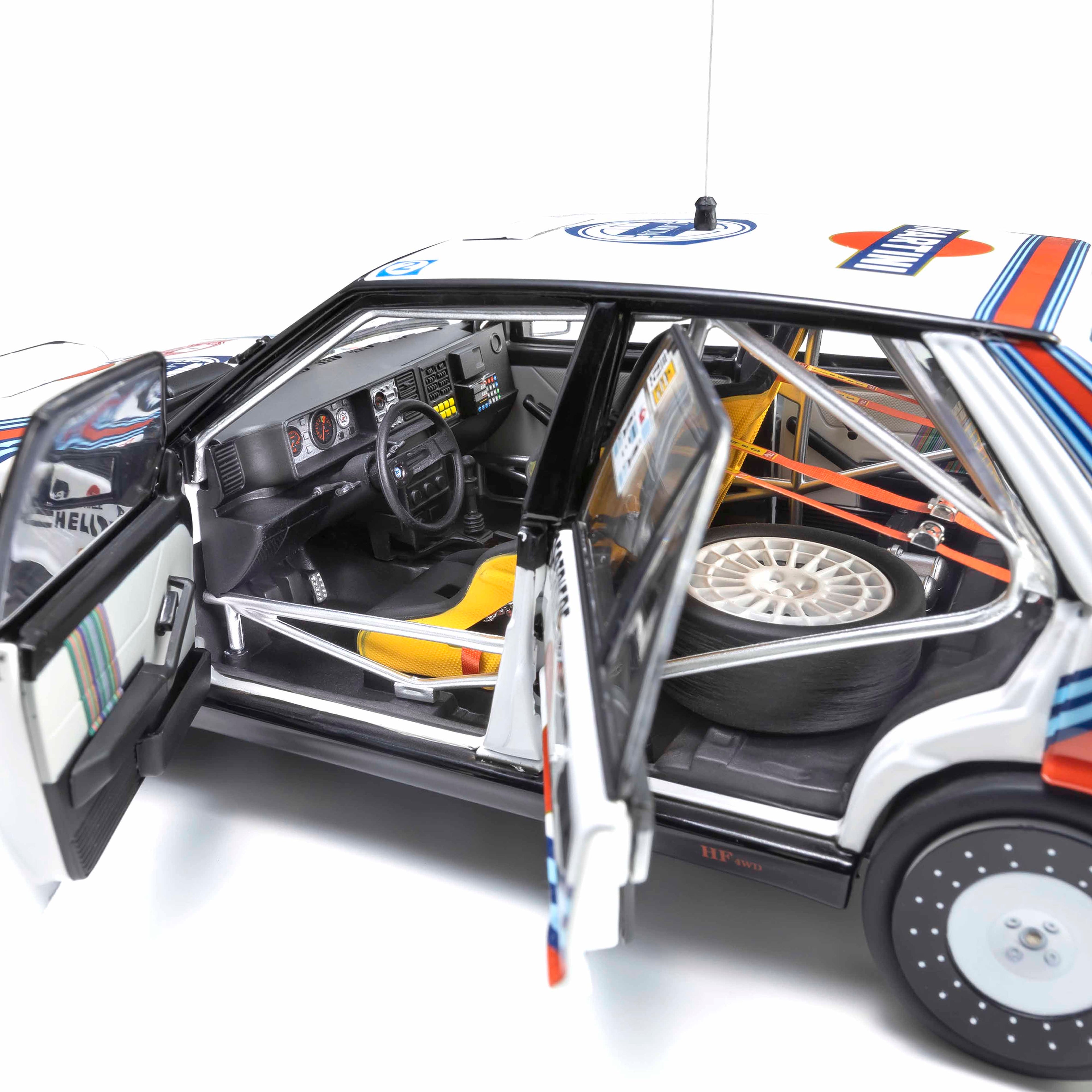 Lancia Delta HF 4WD 1988 Rallye Monte-Carlo LANCIA MARTINI N°3 1/18