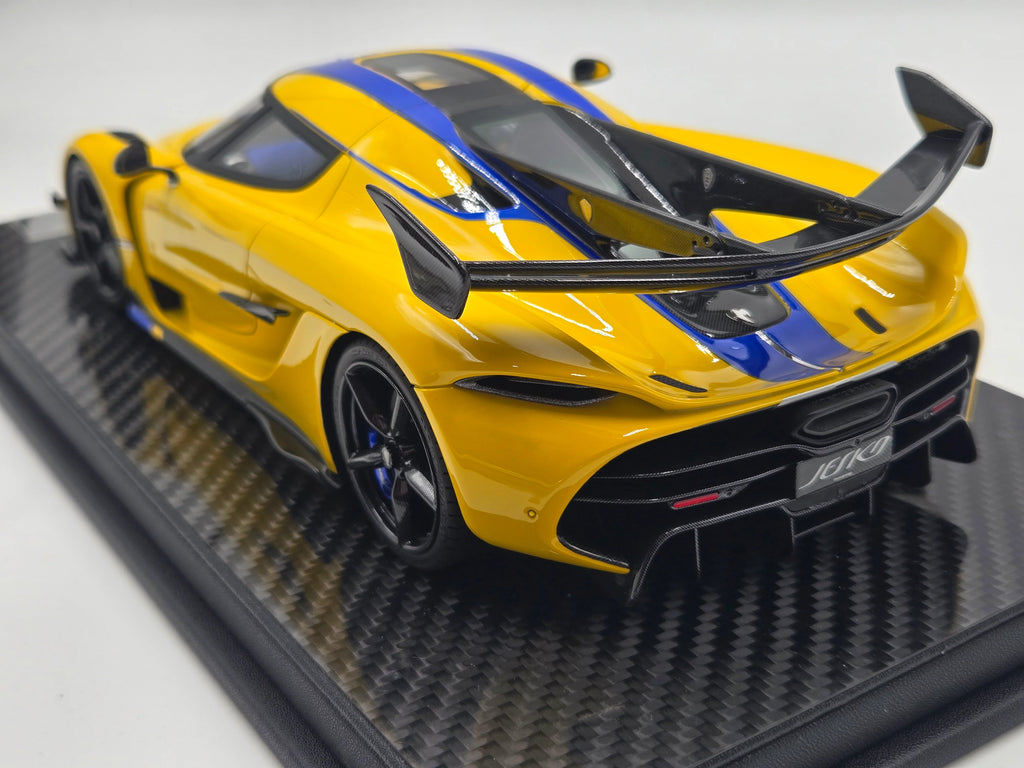 FrontiArt Koenigsegg Jesko Swedish Flag Yellow - Limited 500 pcs