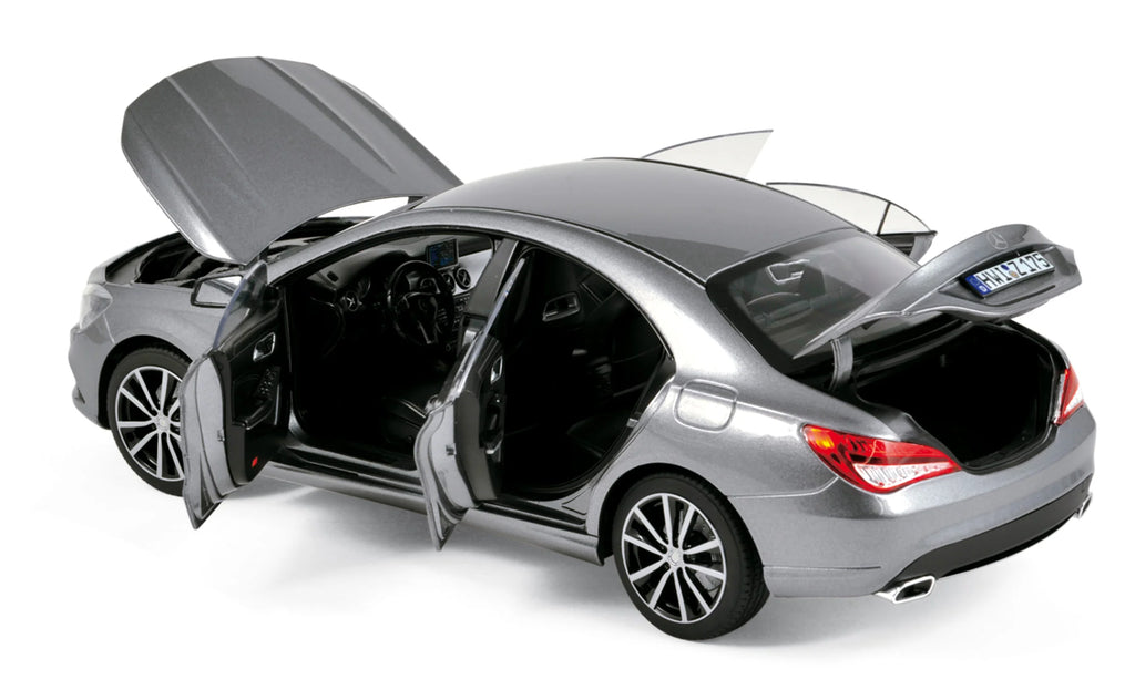 Mercedes-Benz CLA-Klasse 2013 Grey metallic 1:18