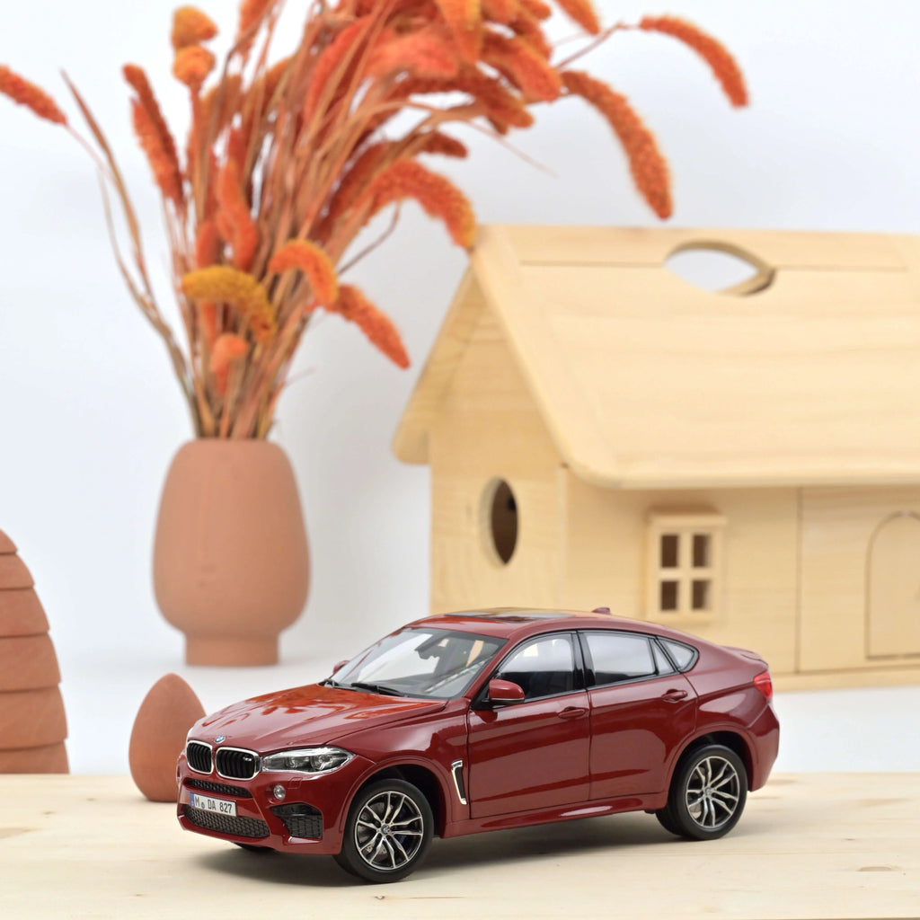 BMW X6 M 2015 Rouge métallisé 1:18