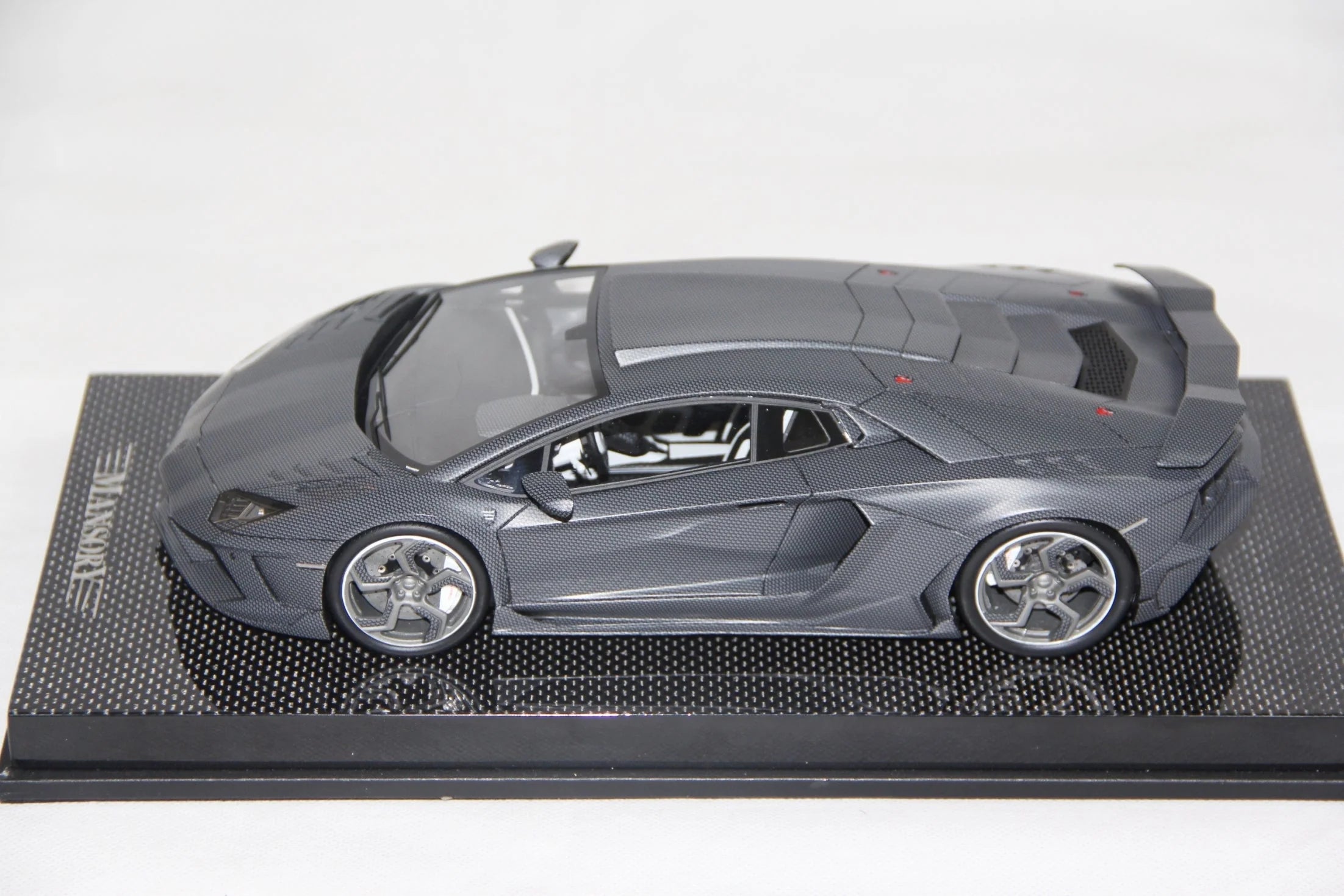 Mansory Lamborghini Carbonado GT (Flash Pink or Full Carbon)