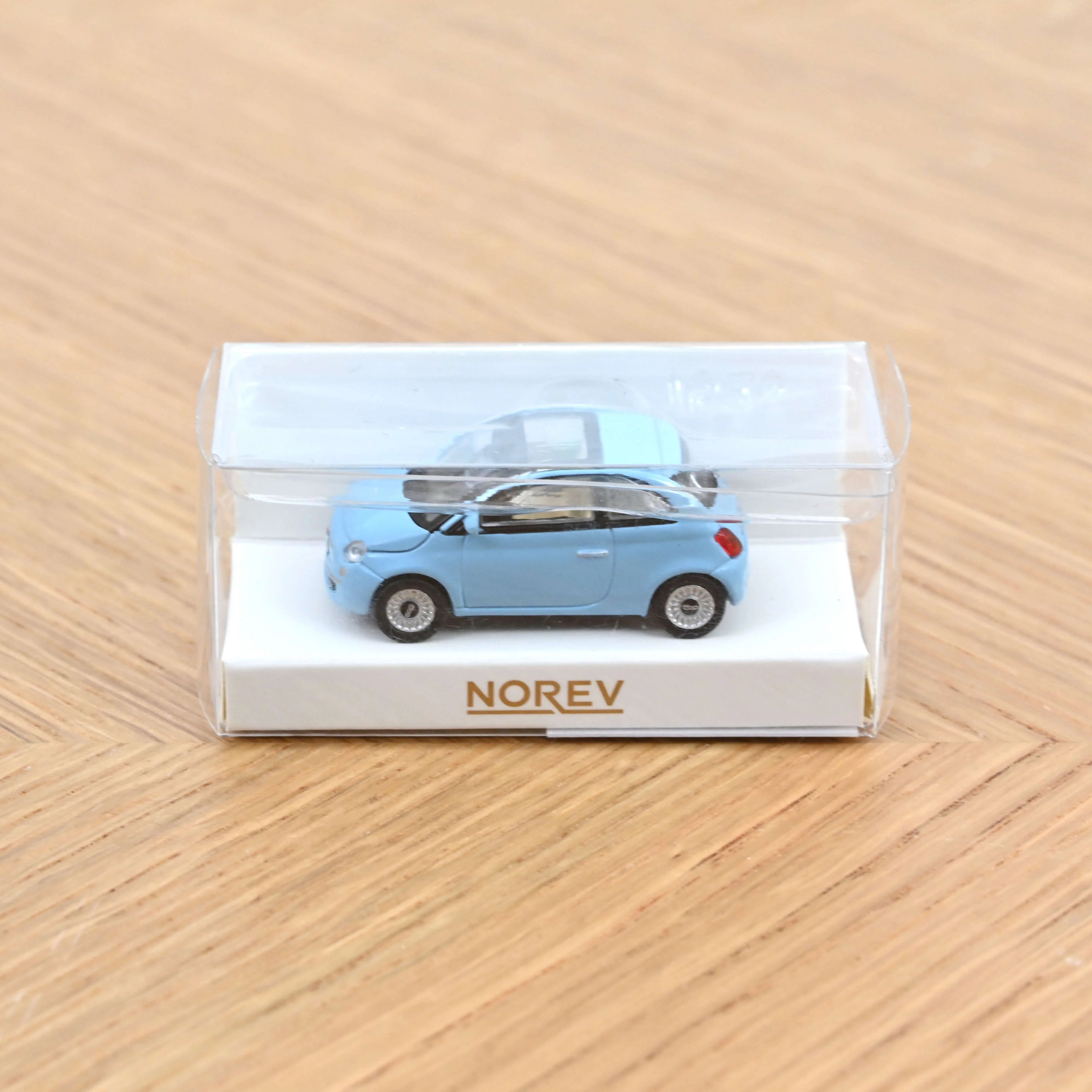 Fiat 500 2008 Blue 1:87