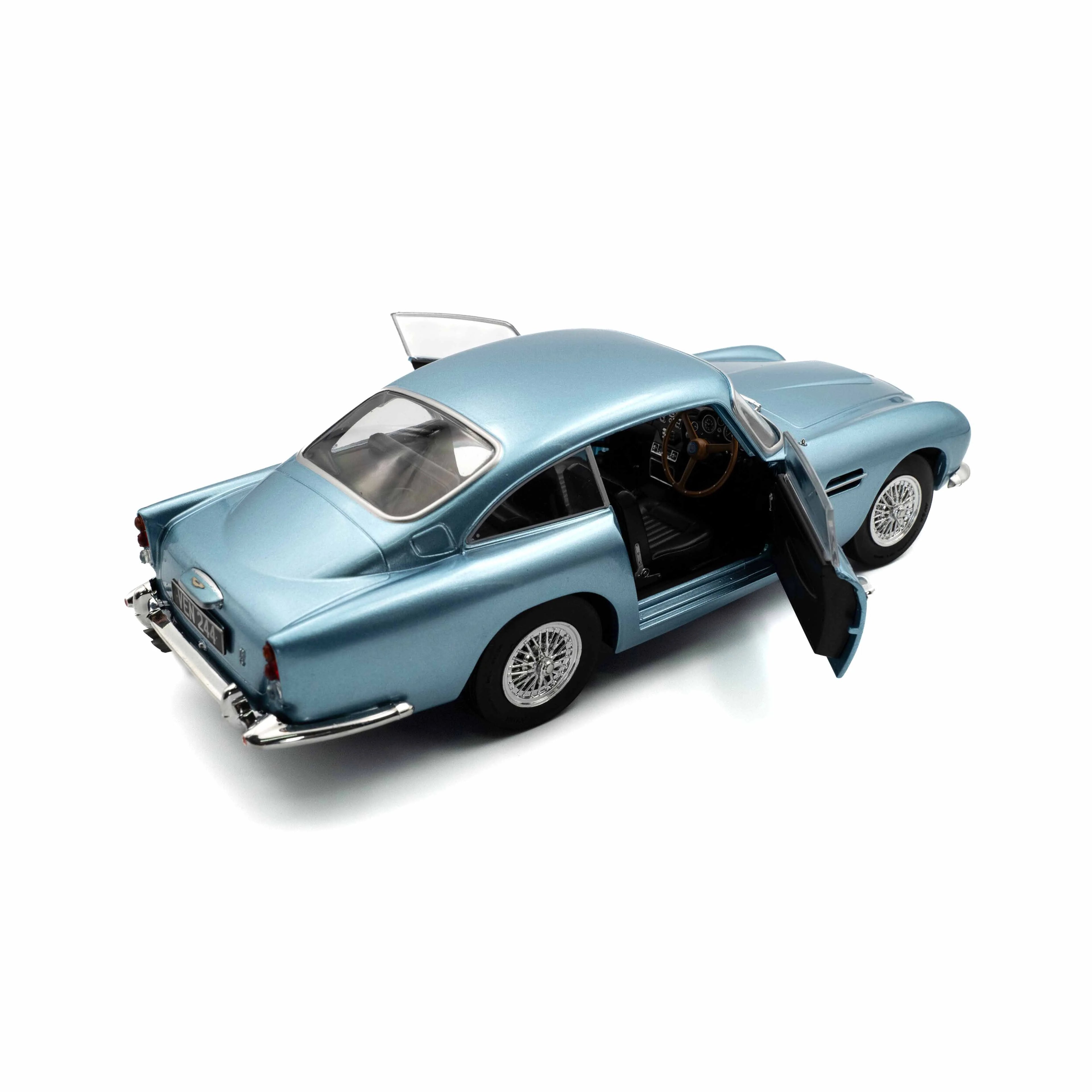 Aston Martin DB5 Light Metallic Blue 1964 1:18
