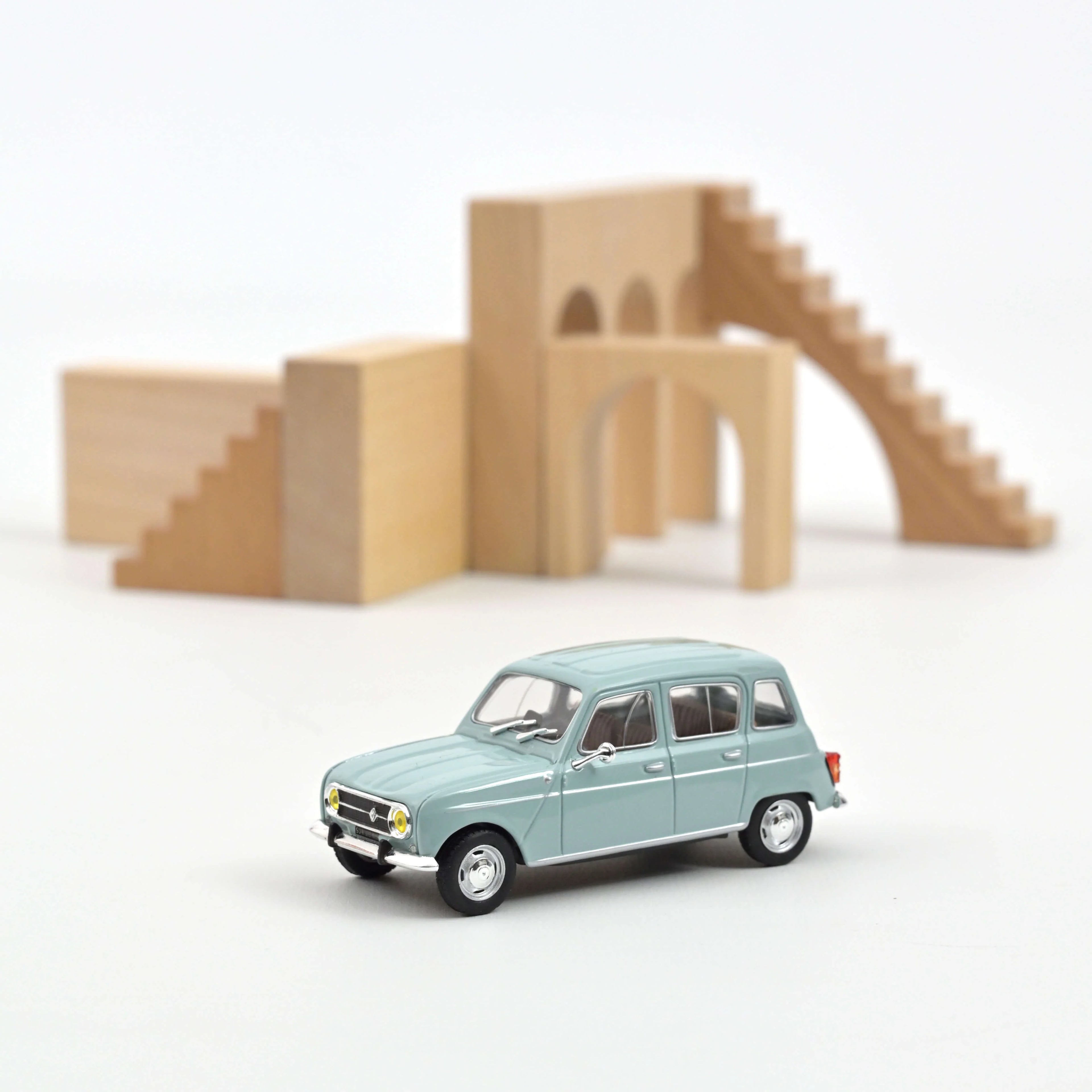 Renault 4 1974 Bleu Clair 1:43