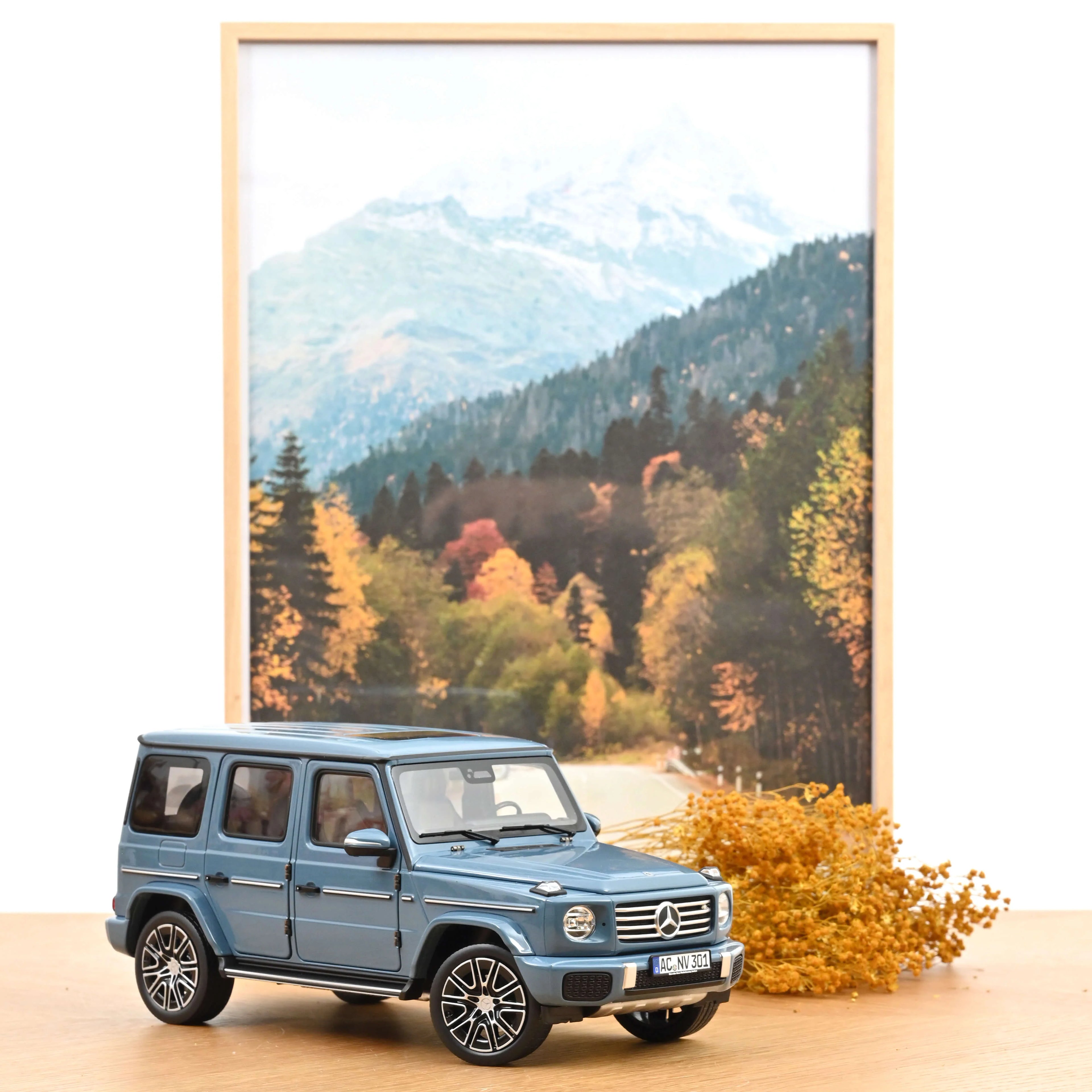Mercedes-Benz G-Class 2024 Vintage Blue 1:18