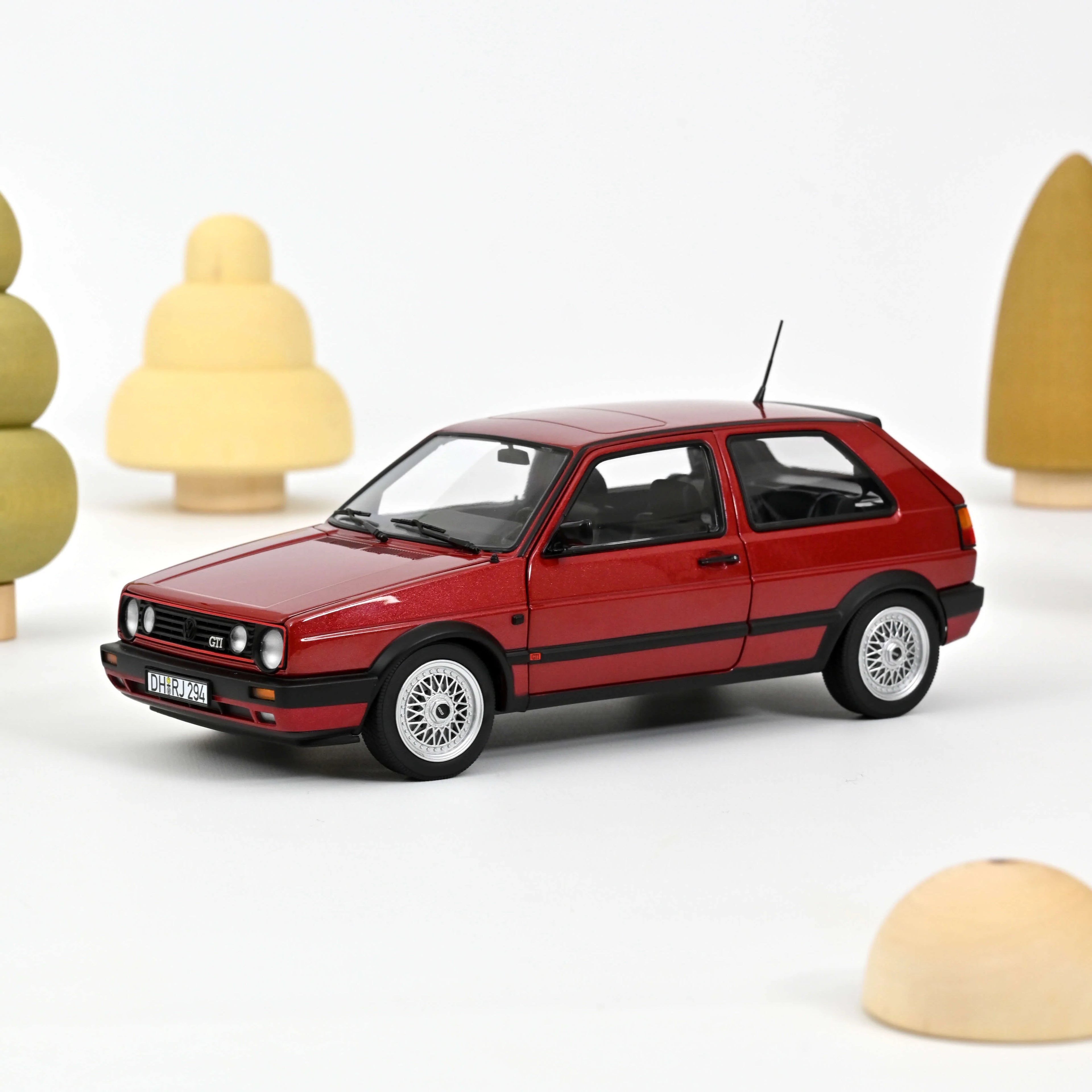 VW Golf GTI 1990 Red metallic 1:18