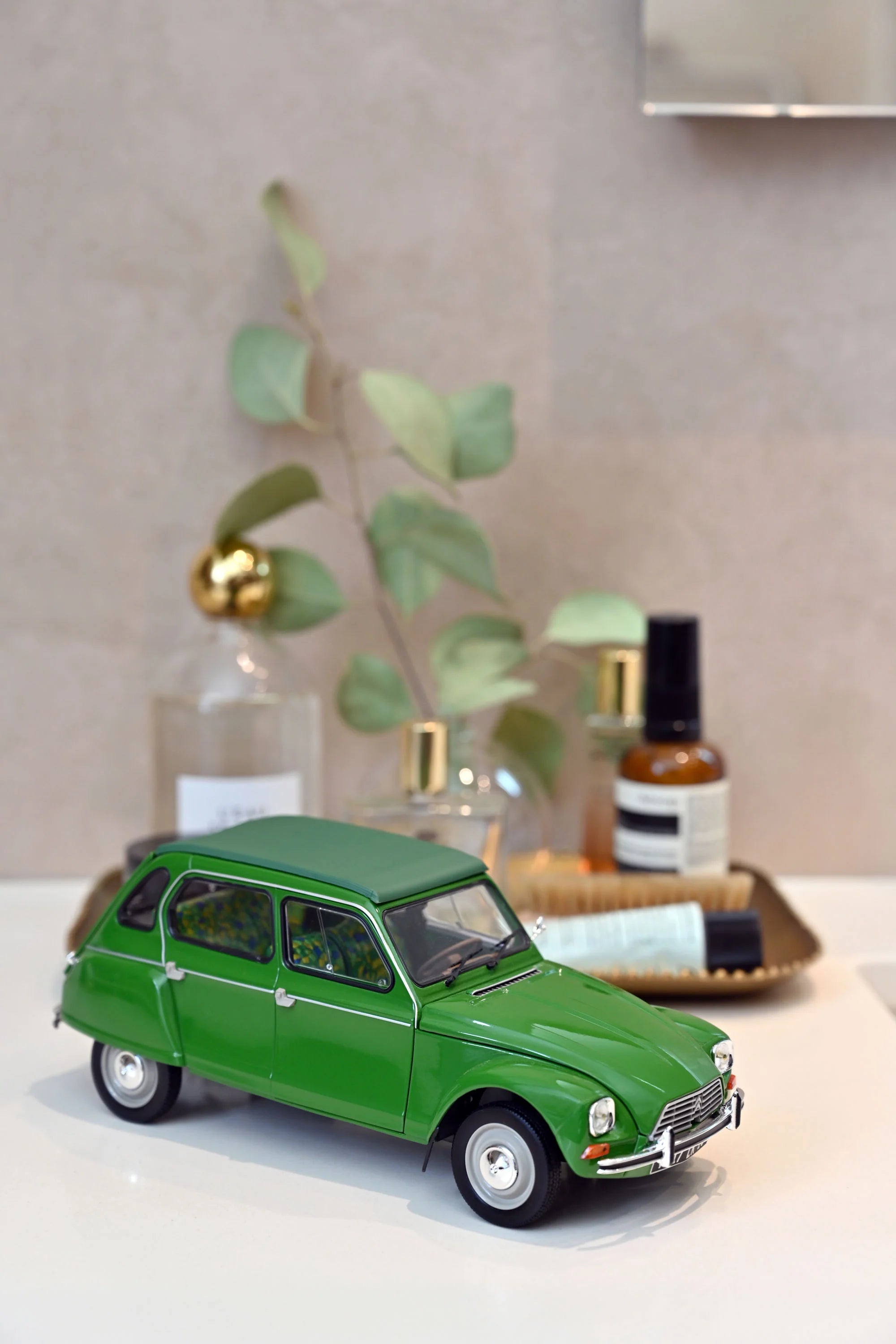Citroën Dyane 6 1975 Vert Tuileries 1:18