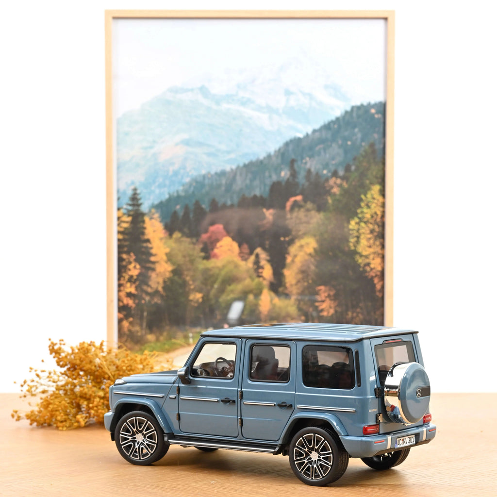 Mercedes-Benz G-Class 2024 Vintage Blue 1:18