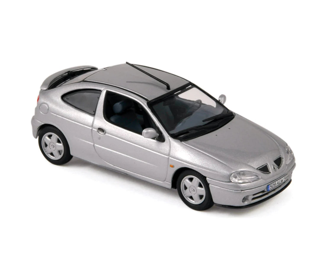 Renault Megane Coupe 2001 Boréal Grey 1:43