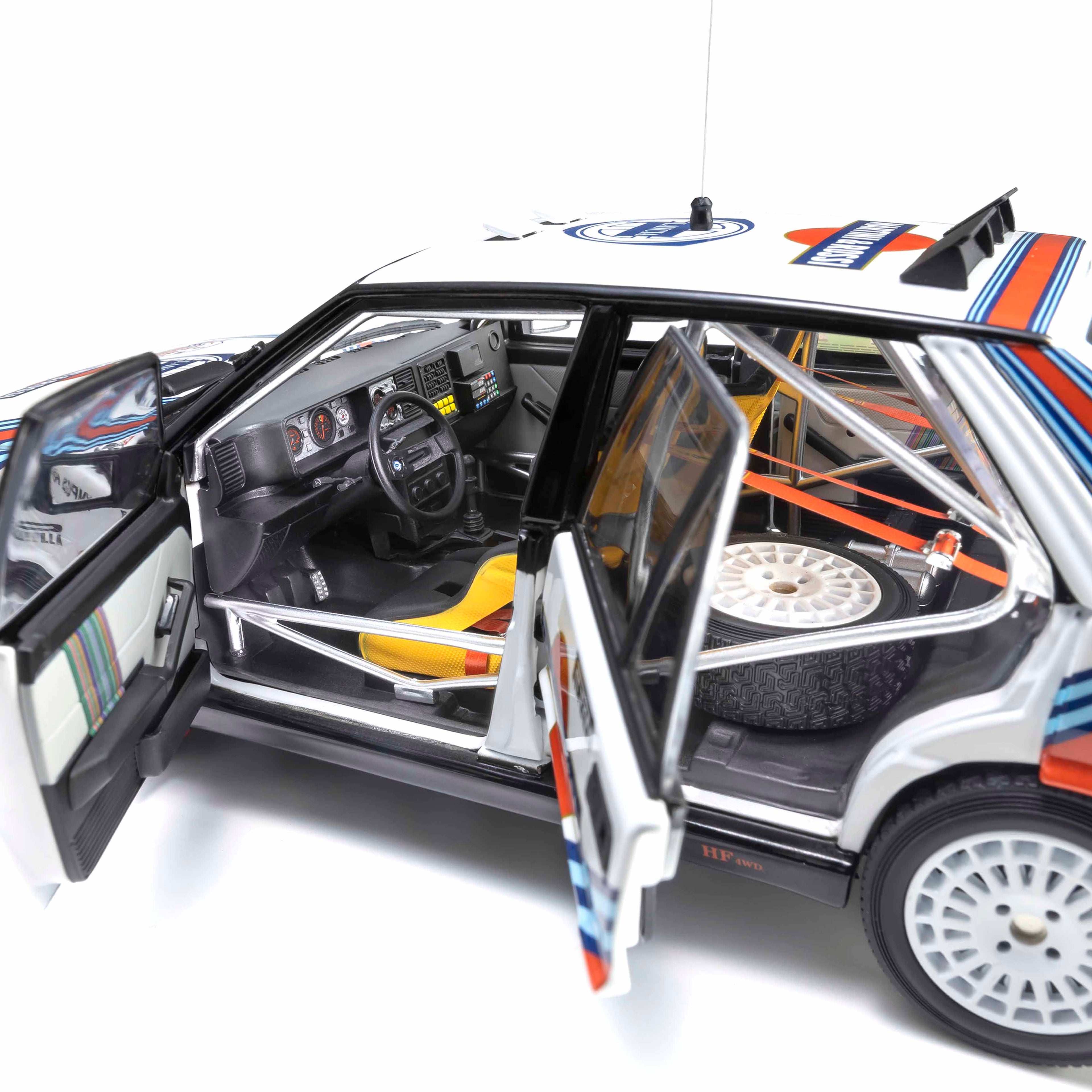 Lancia Delta HF 4WD 1987 Olympus Rally MARTINI ROSSI N°3 1/18