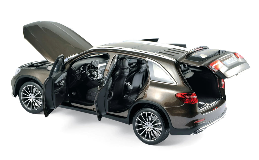 Mercedes-Benz GLC 2015 Marron métallisé 1:18