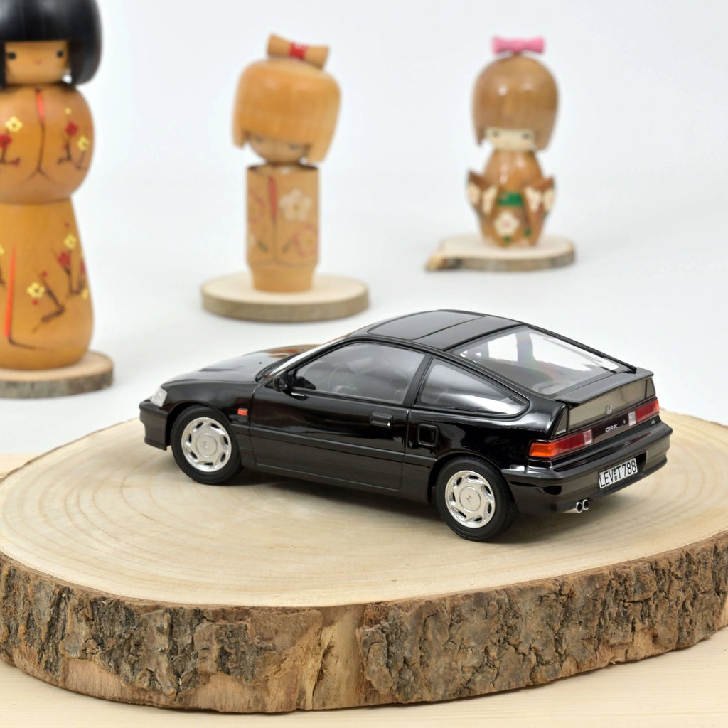 Honda CRX 1990 Schwarz 1:18