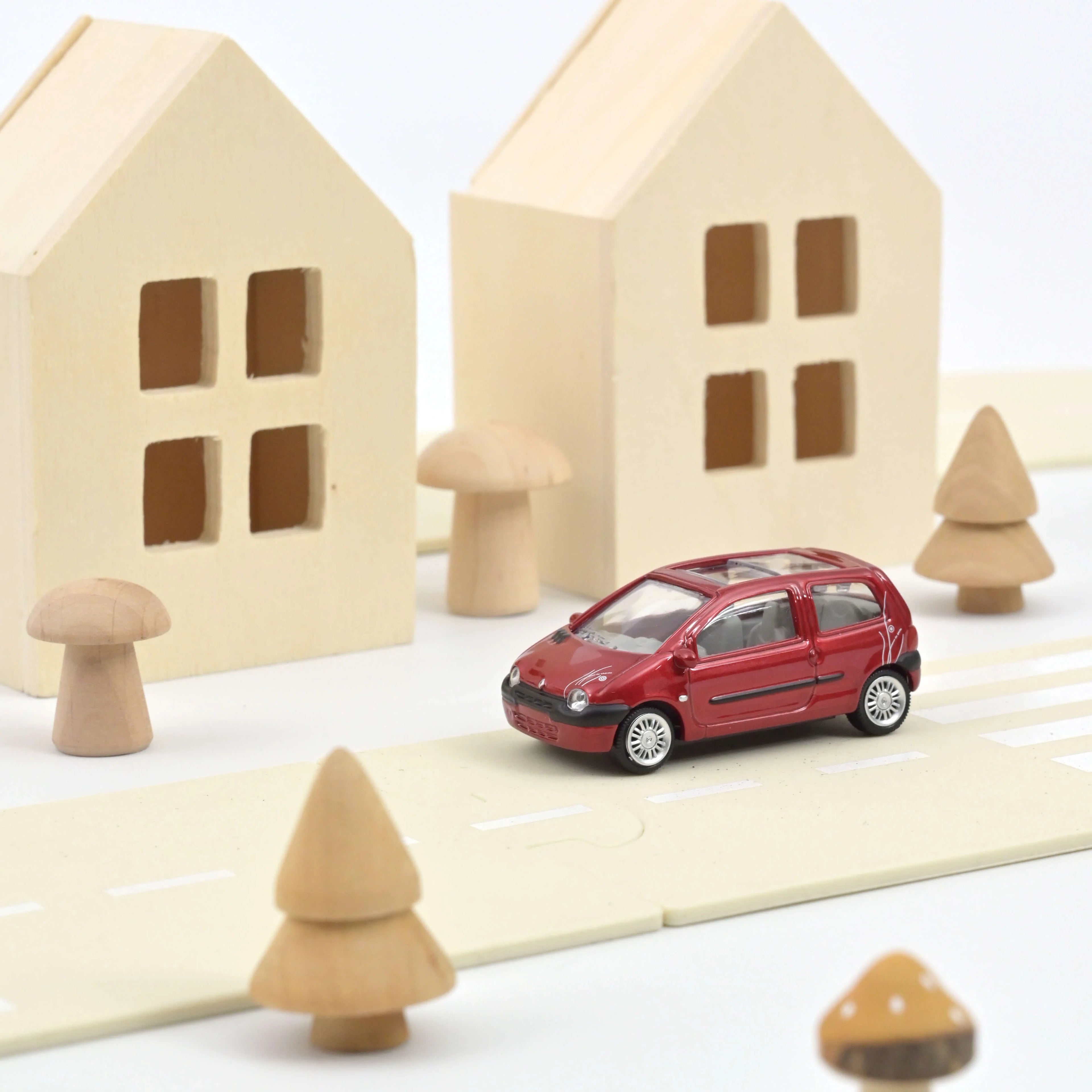 Renault Twingo 2004 Cherry Red 1:50