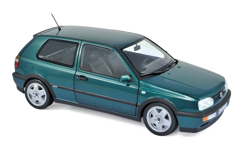 VW Golf VR6 1996 Green metallic 1:18