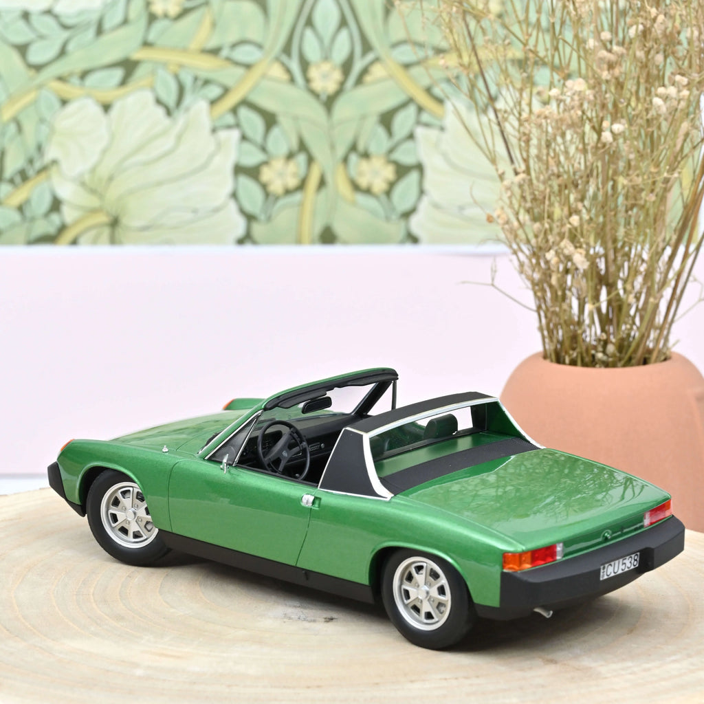 VW-Porsche 914 2.0 1975 Green metallic 1:18