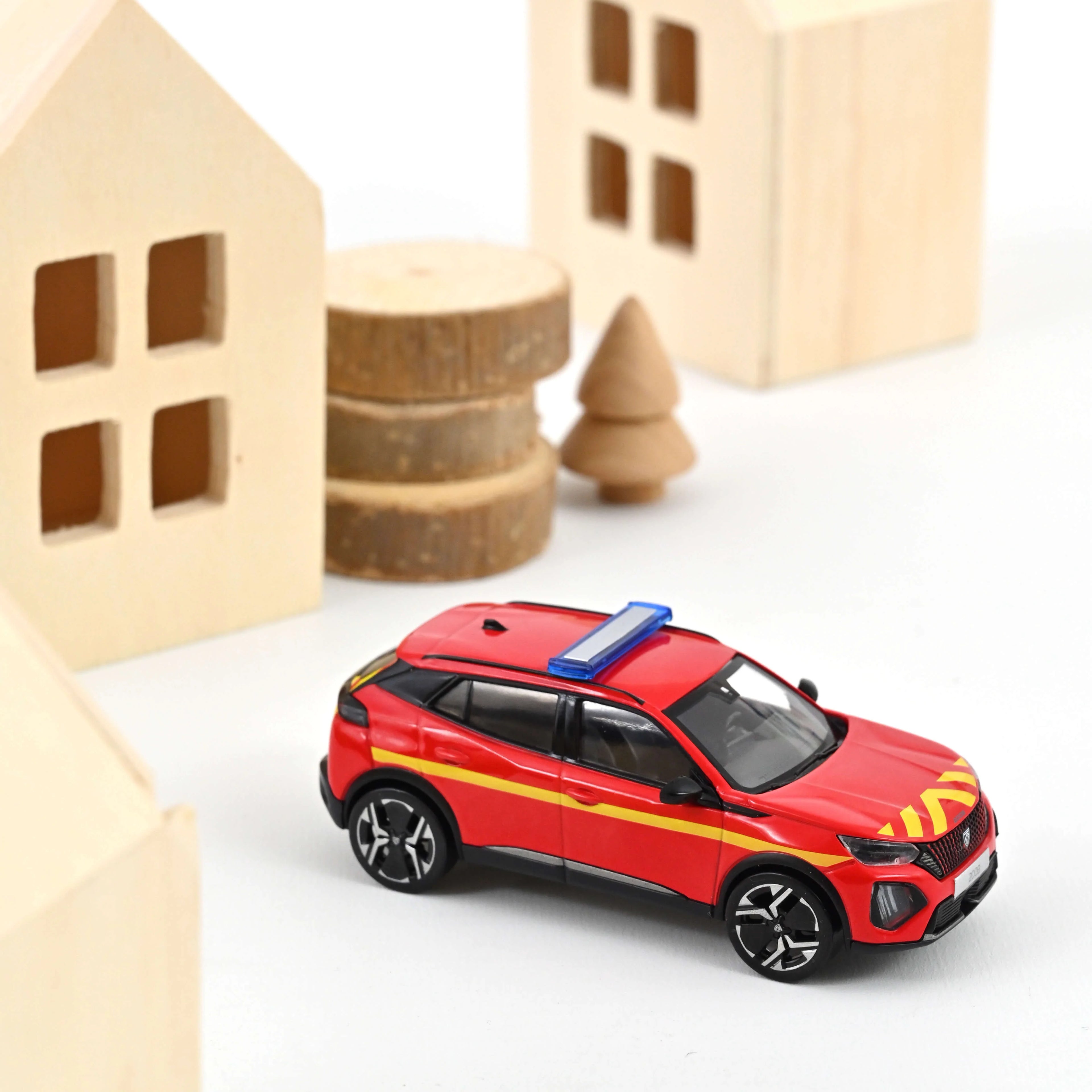Peugeot 2008 2024 Feuerwehr 1:43