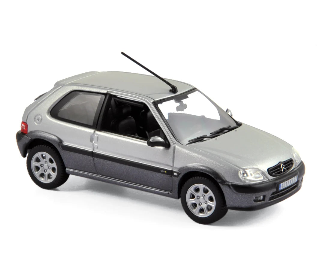 Citroën Saxo VTS 2001 Orageux Grey&Quartz Grey 1:43