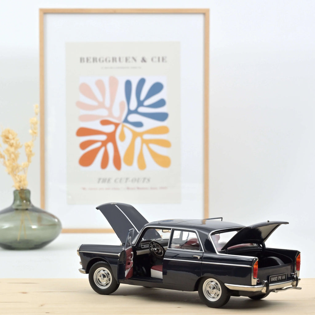 Peugeot 404 1965 Bleu Amiral 1:18