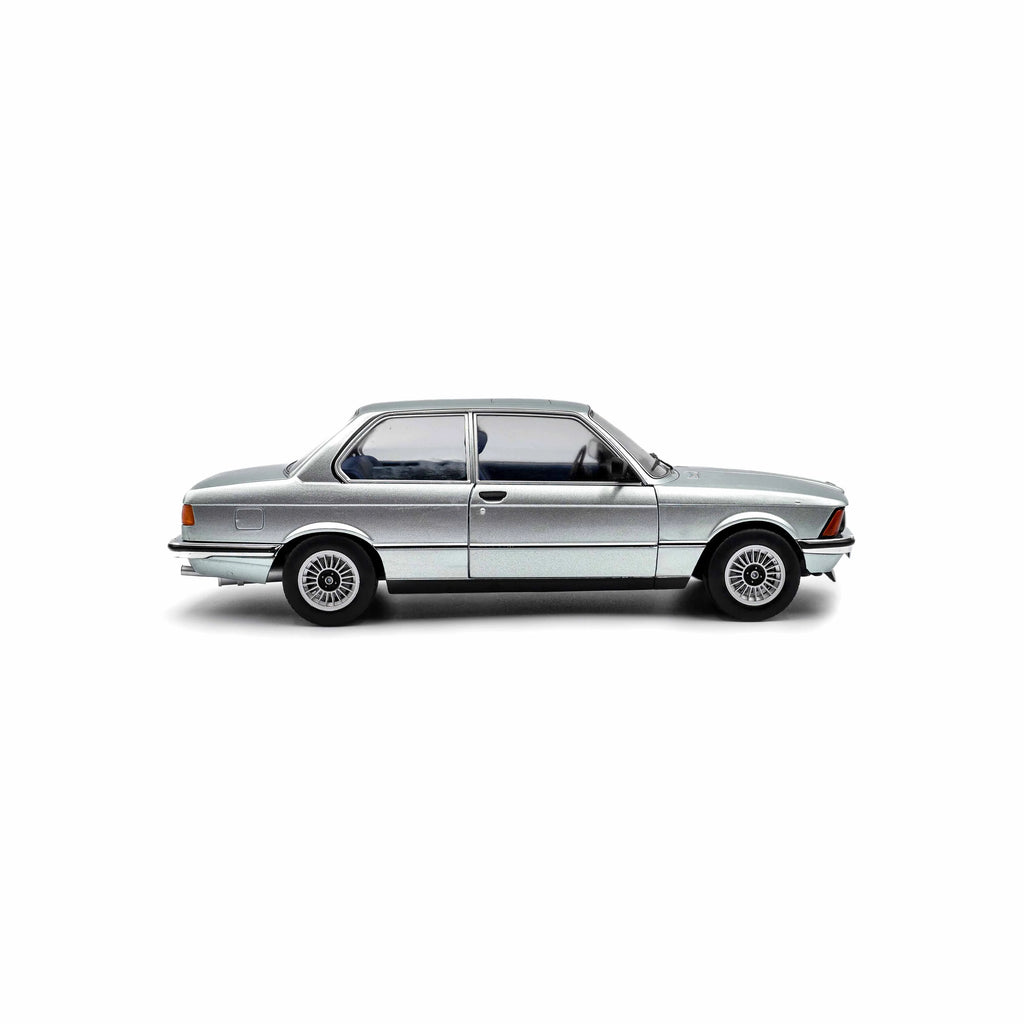 BMW E21 323I Saphir Blue Metallic 1:18