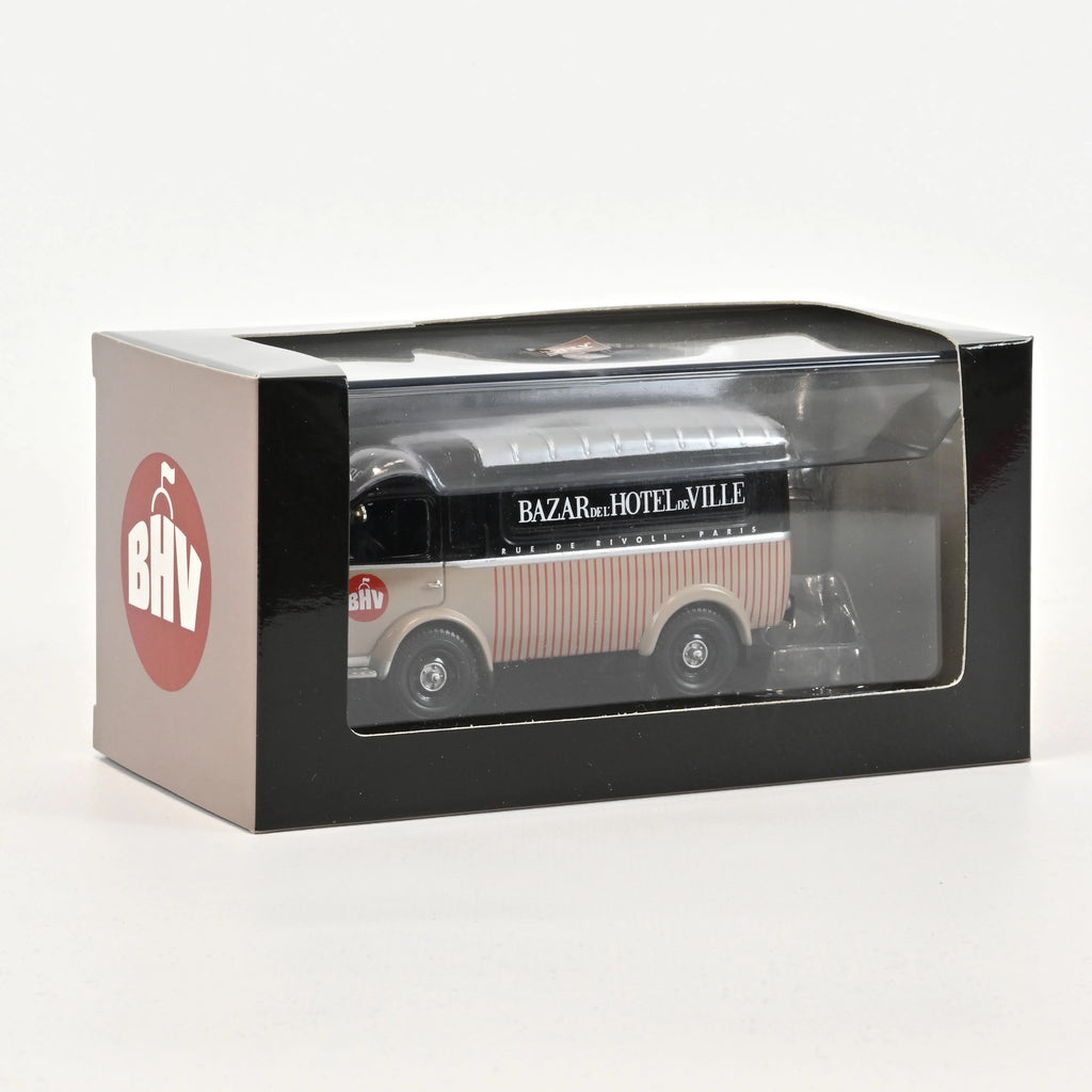 Renault 1000 Kgs BHV mit Figur 1:43