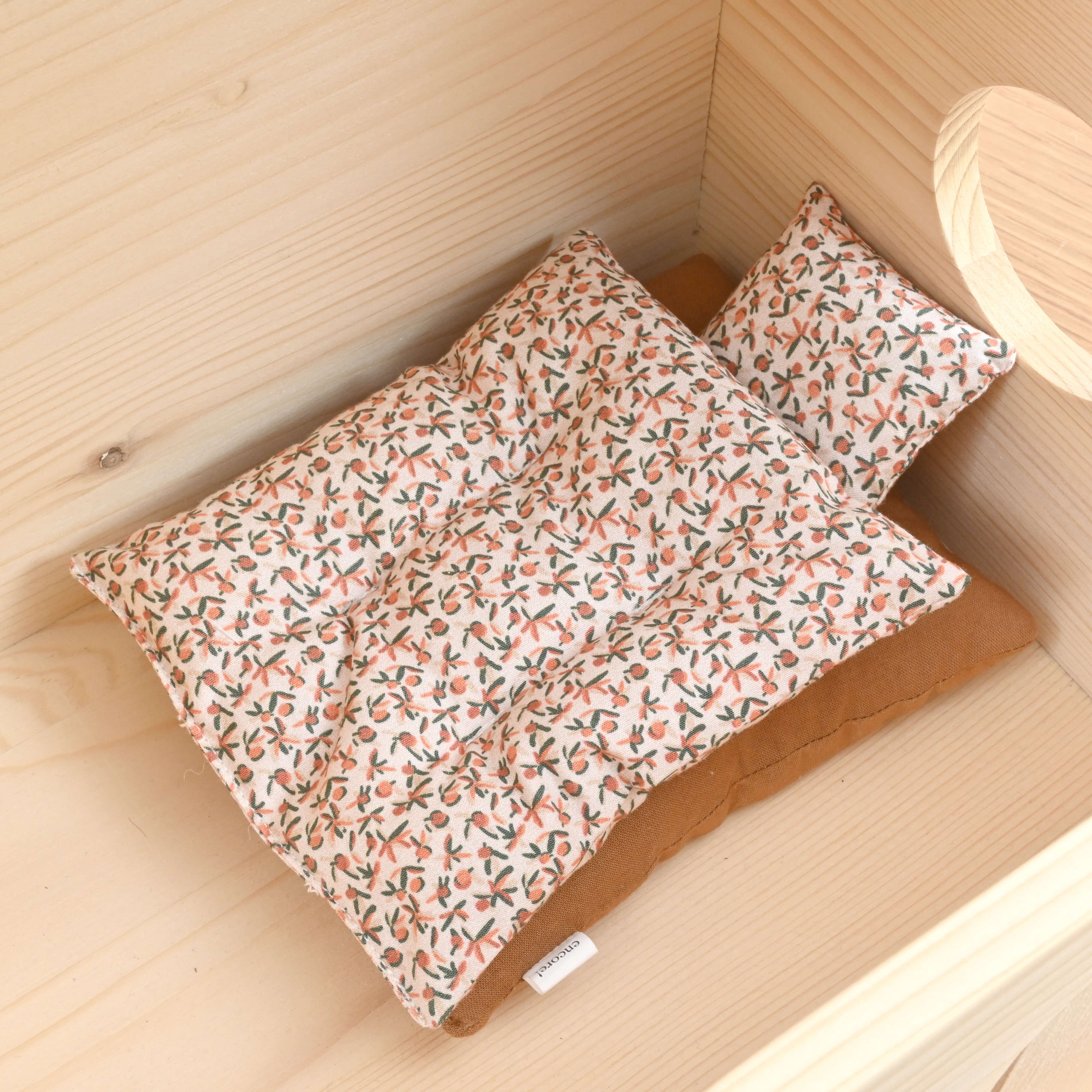 Bedtime set for little rabbits