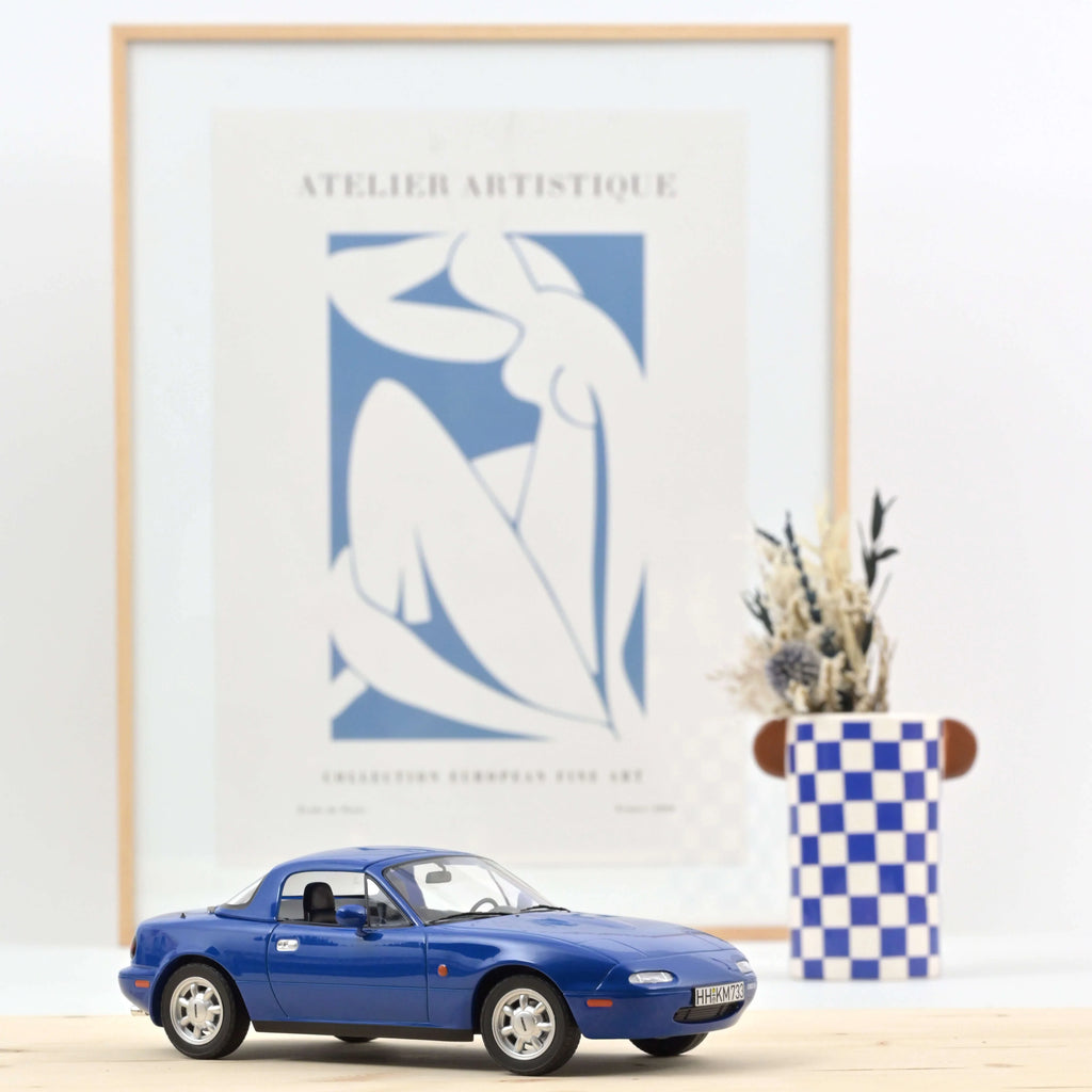 Mazda MX-5 1989 Navy Blue 1:18 - 100pcs