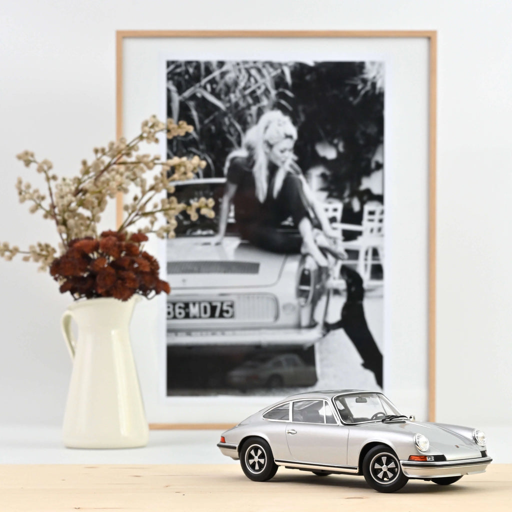 Porsche 911 S 1973 Argent 1:18 - 500 exemplaires