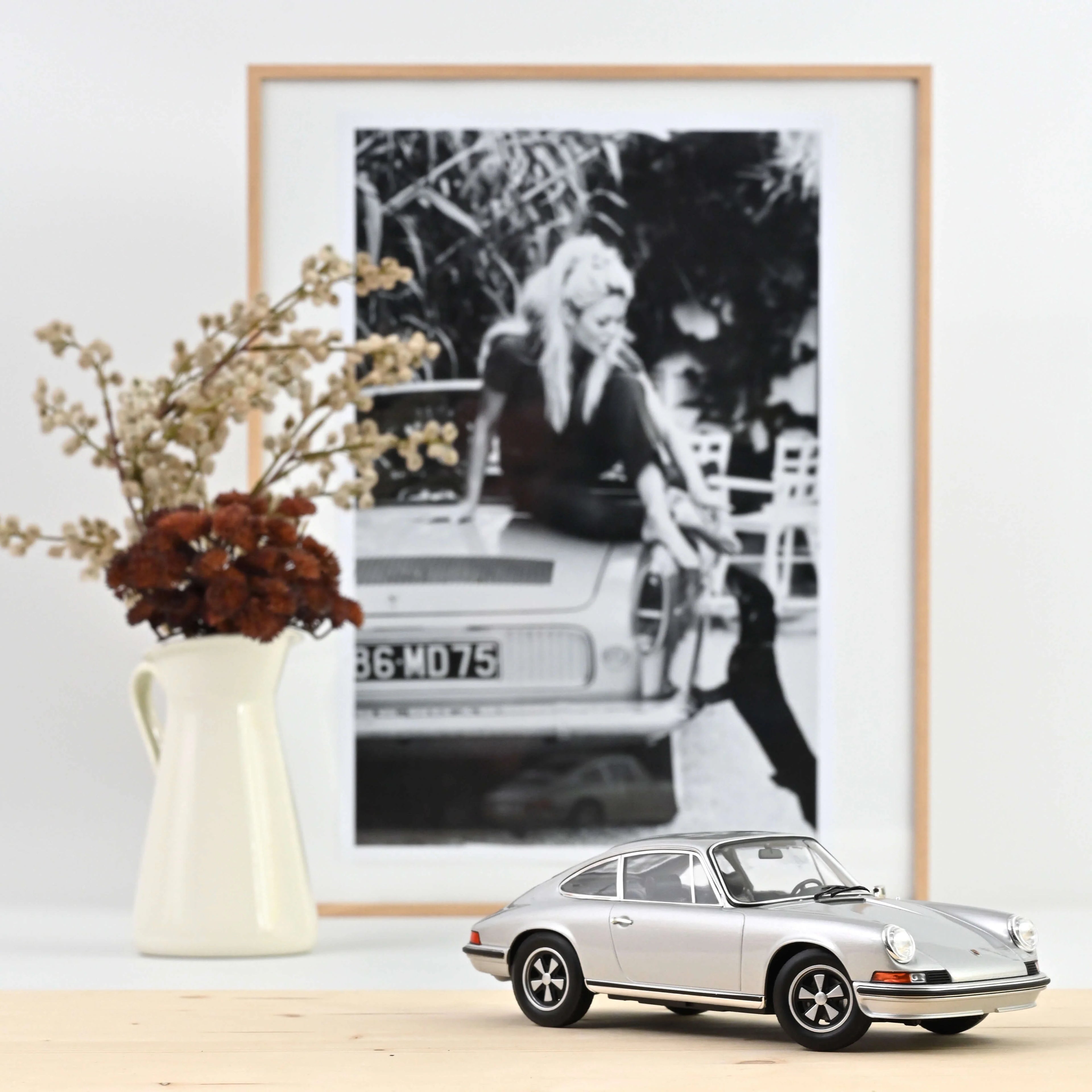 Porsche 911 S 1973 Argent 1:18 - 500 exemplaires