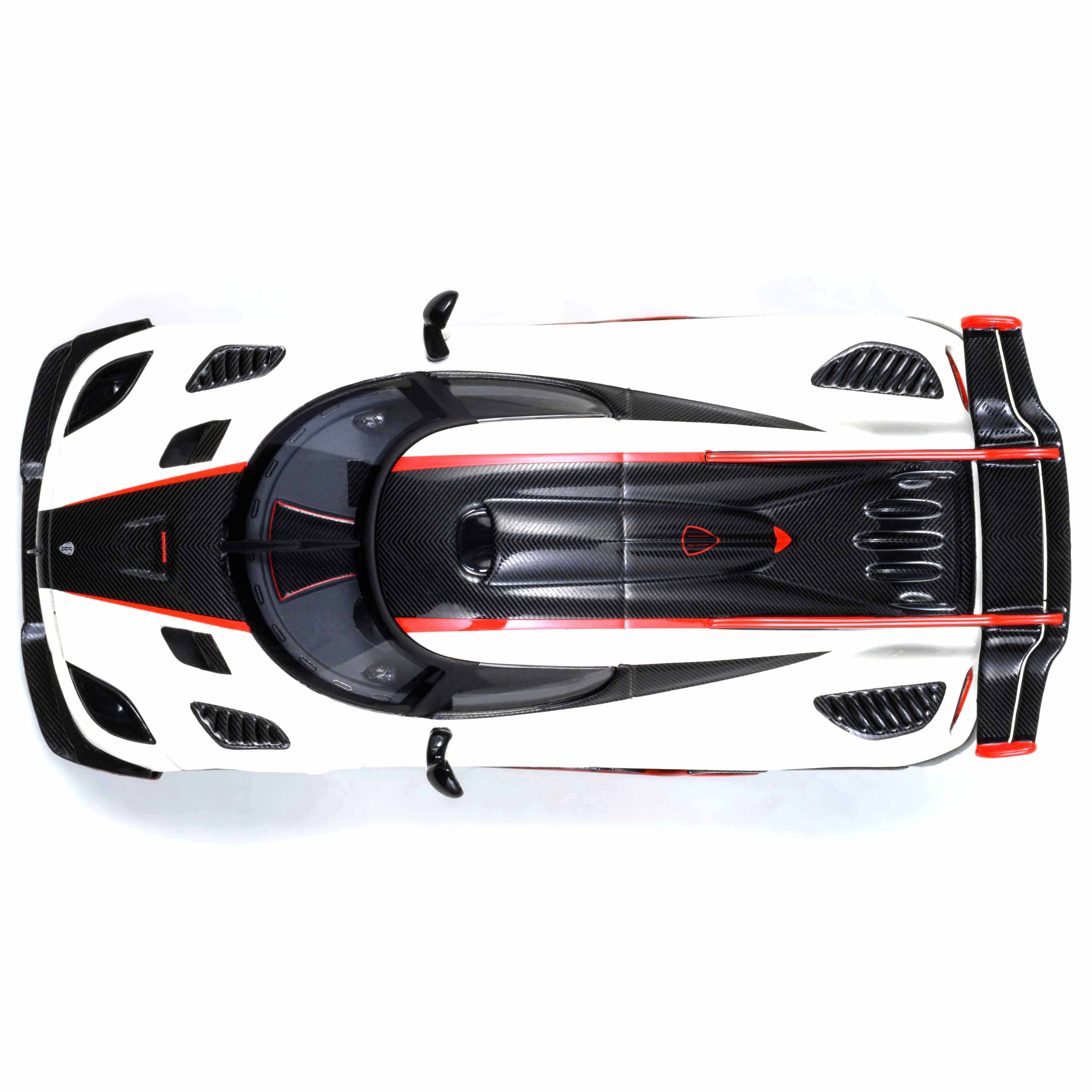 Koenigsegg One : 1 Blanc Galet/Noir Carbone/Accents rouges 1:64