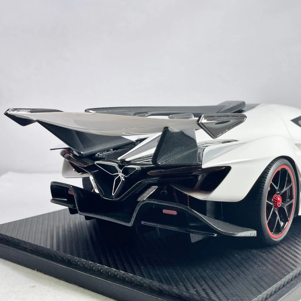 Peako Apollo Intensa Emozione in Weiß - Limitiert auf 50 Stück (Maßstab 1/12)