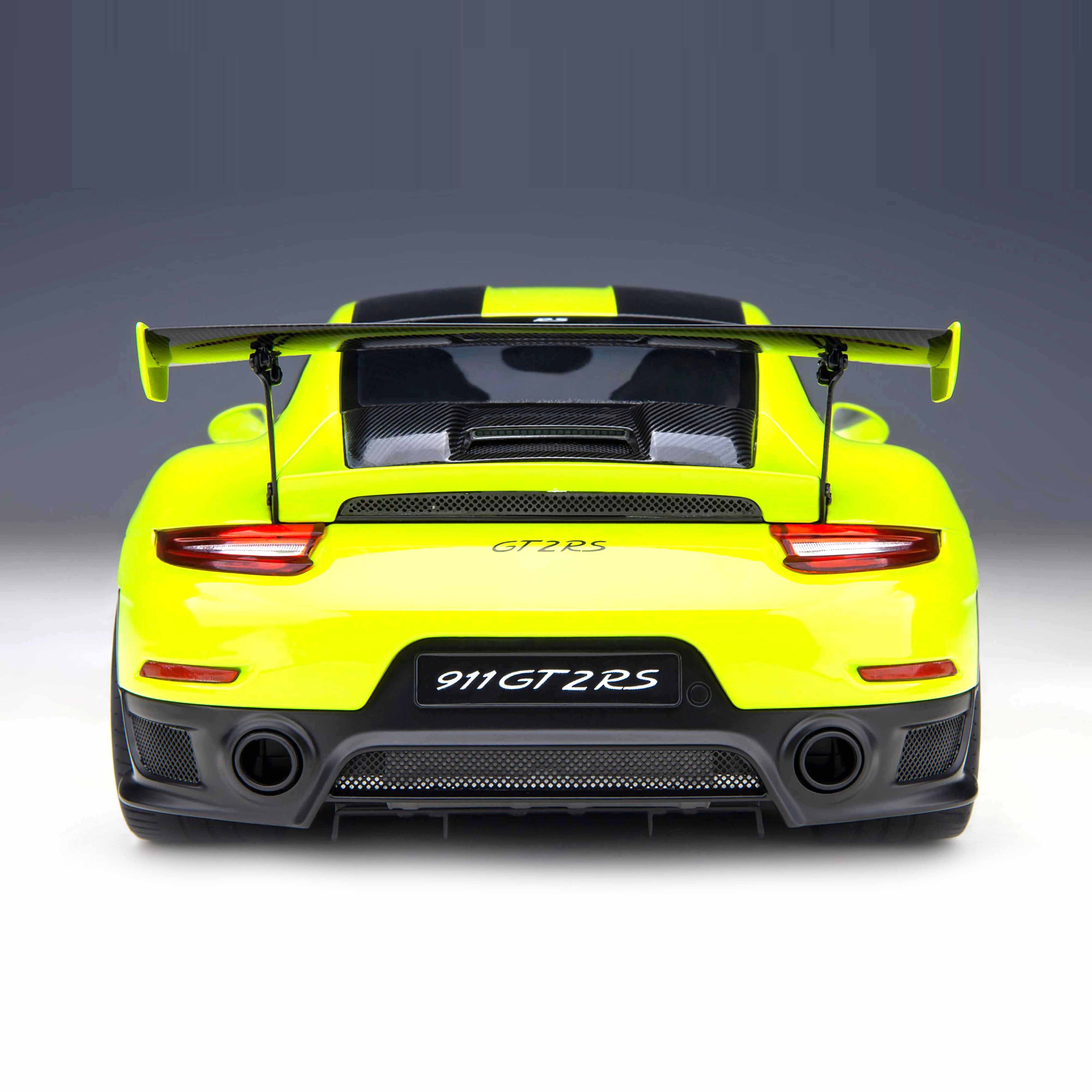 Porsche 911 (991.2) GT2 RS Weissach Package Acid Green 1:18