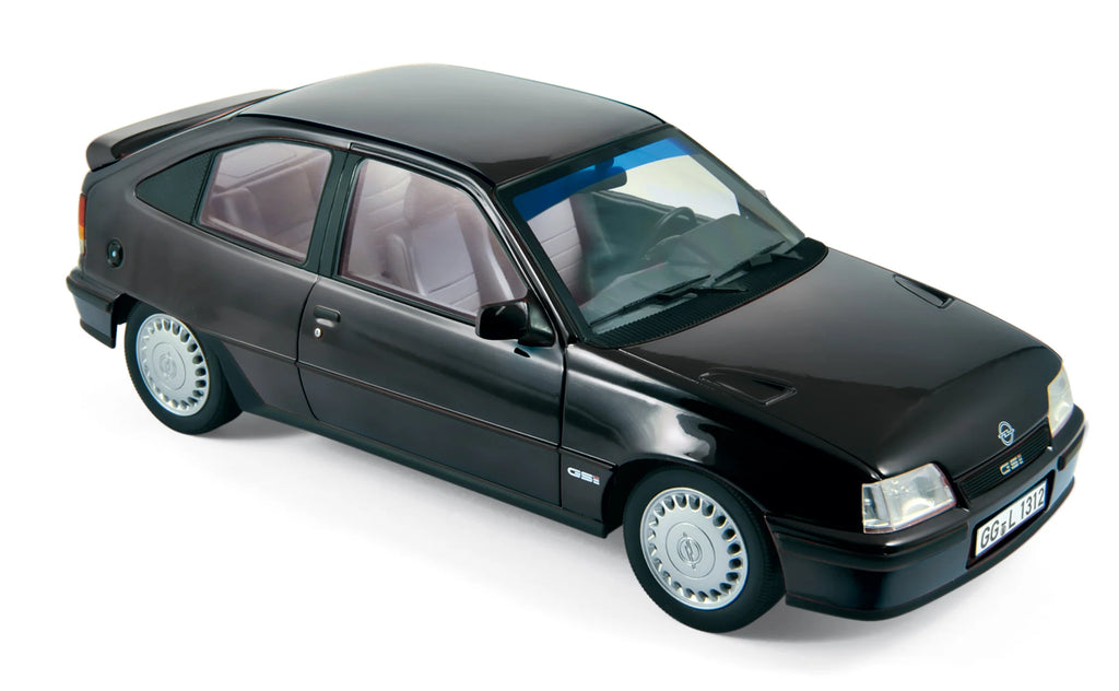 Opel Kadett GSI 1987 Schwarz 1:18