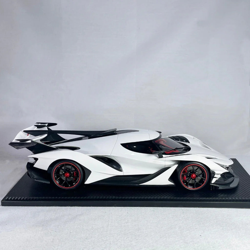 Peako Apollo Intensa Emozione in Weiß - Limitiert auf 50 Stück (Maßstab 1/12)